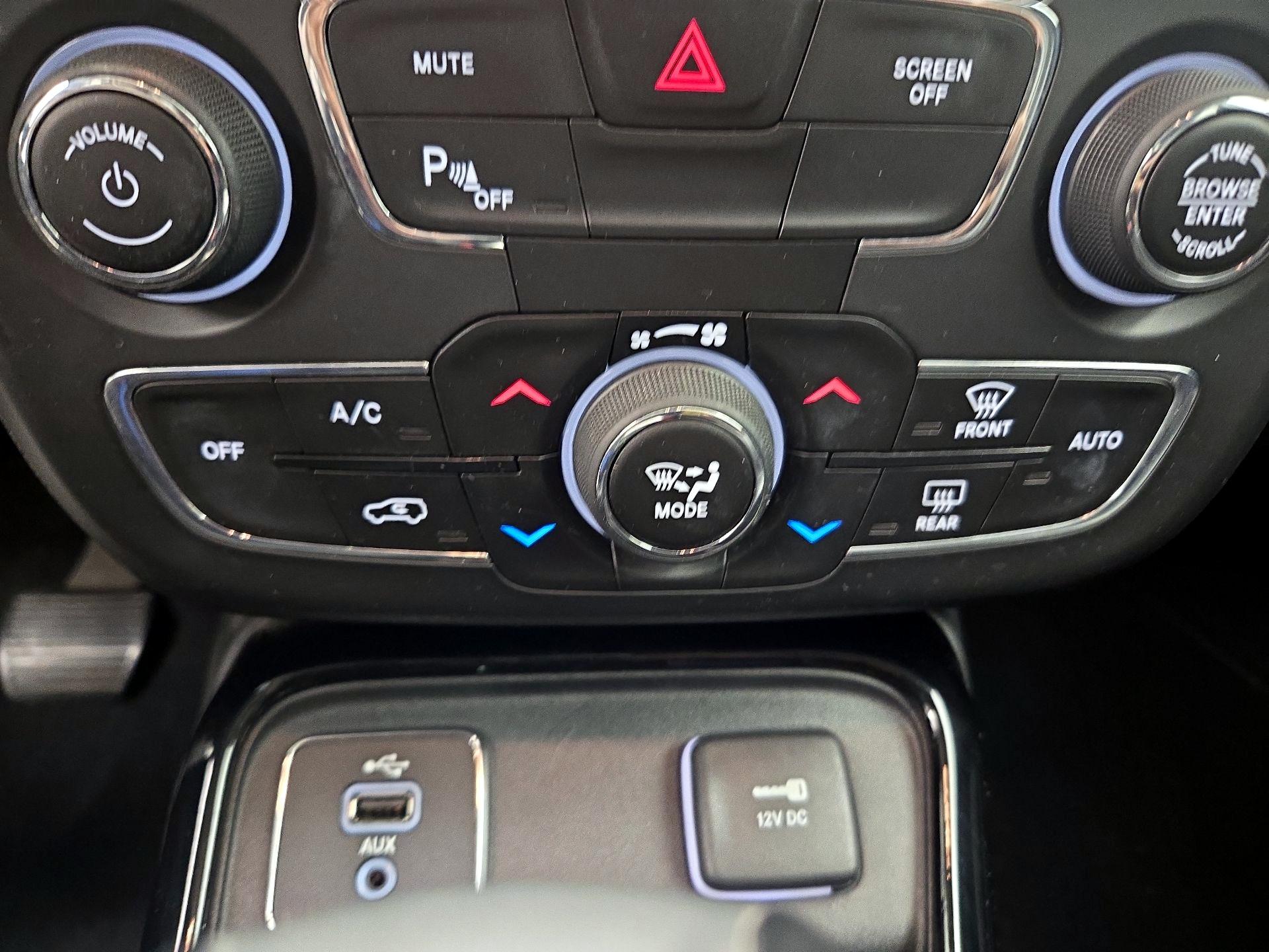 Thumbnail: 2018 Jeep Compass - 17