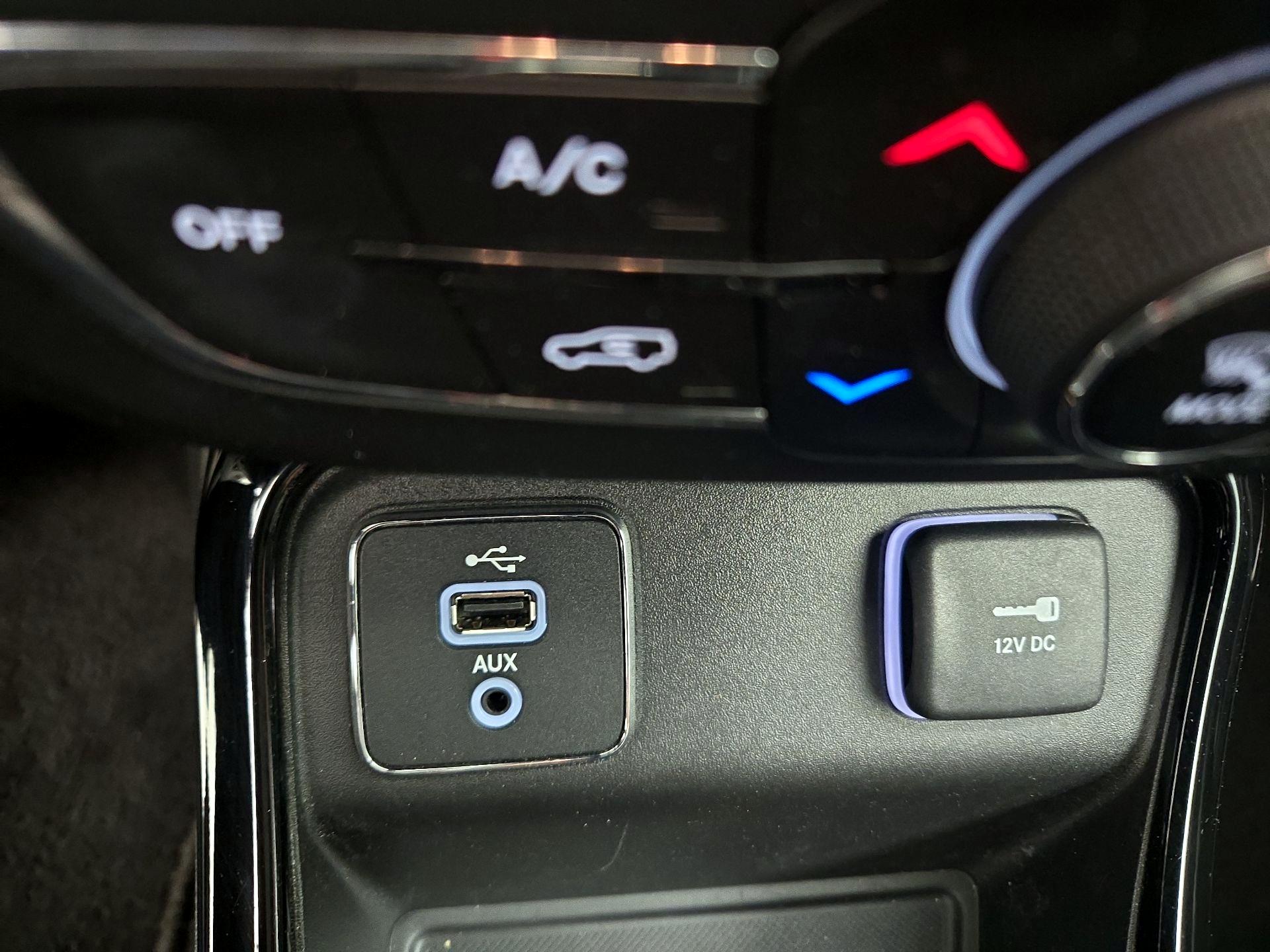 Thumbnail: 2018 Jeep Compass - 19