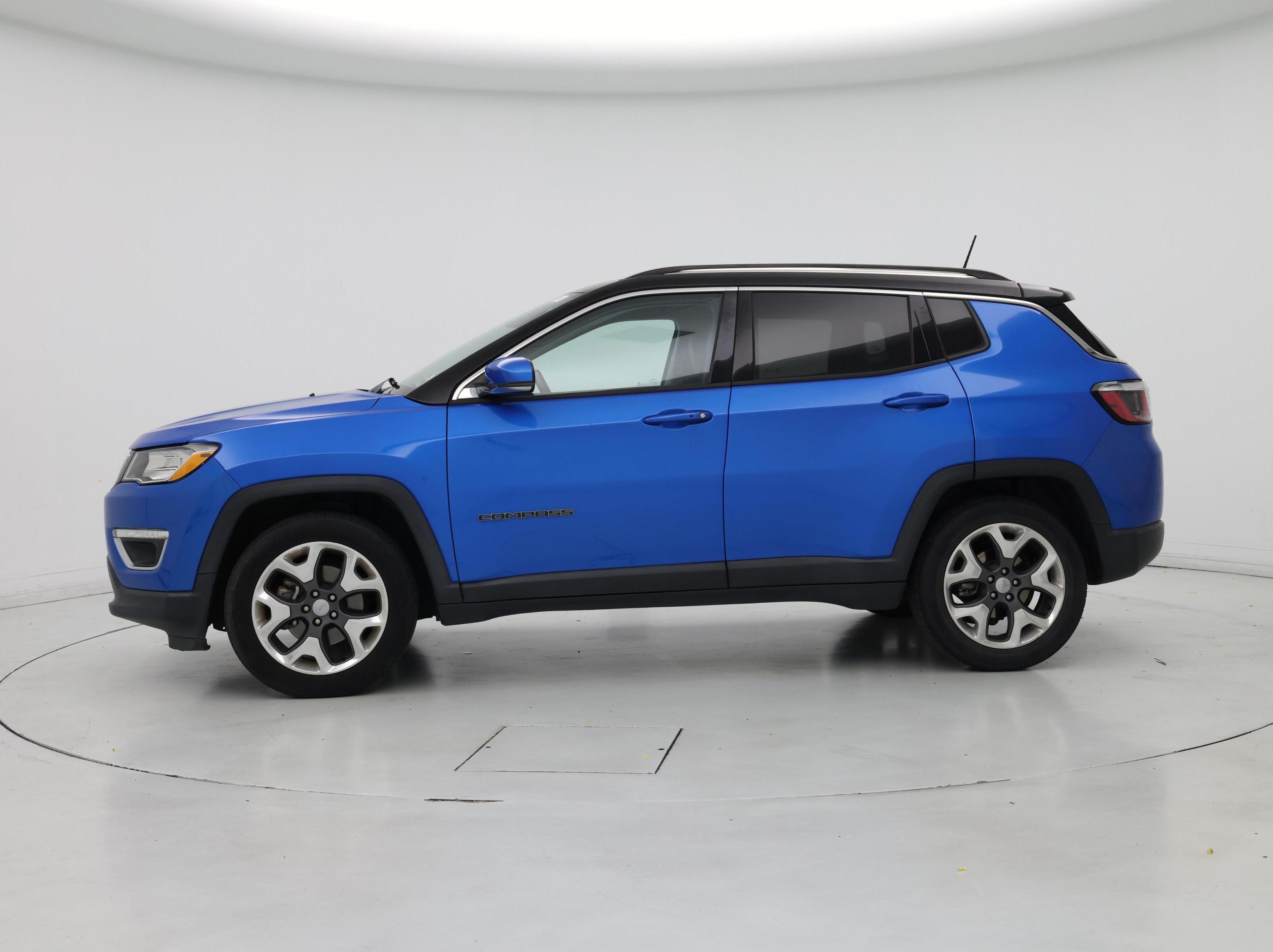 Thumbnail: 2018 Jeep Compass - 3
