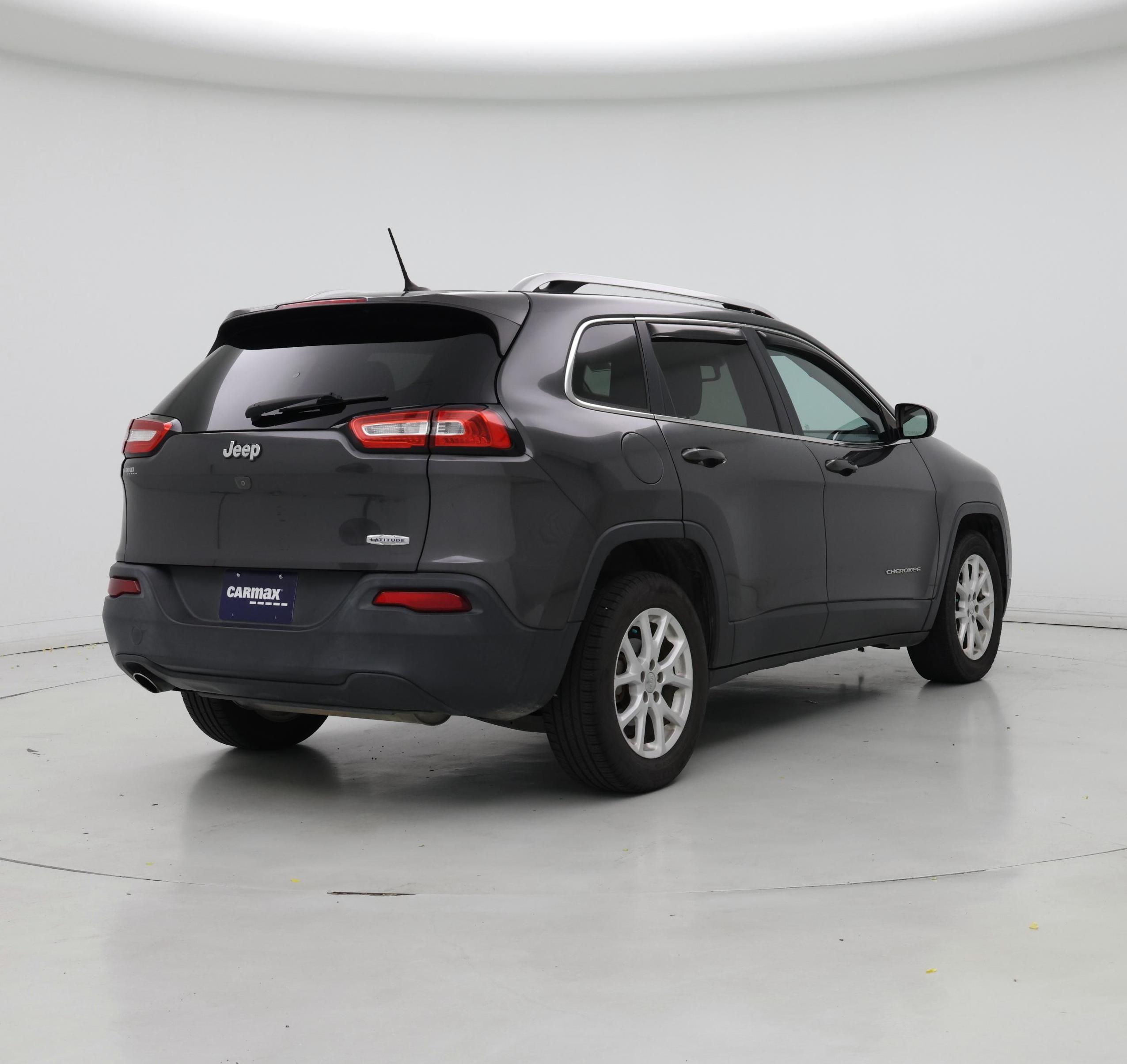Thumbnail: 2016 Jeep Cherokee - 8