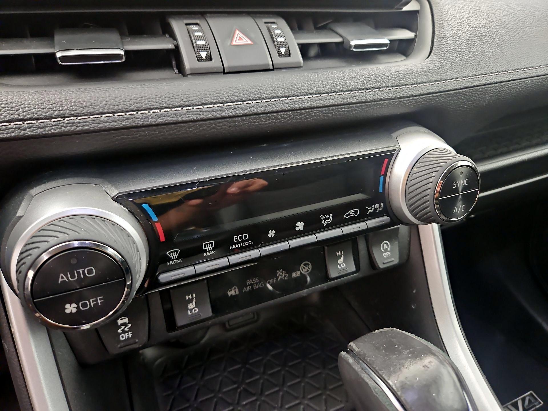Thumbnail: 2023 Toyota RAV4 - 16