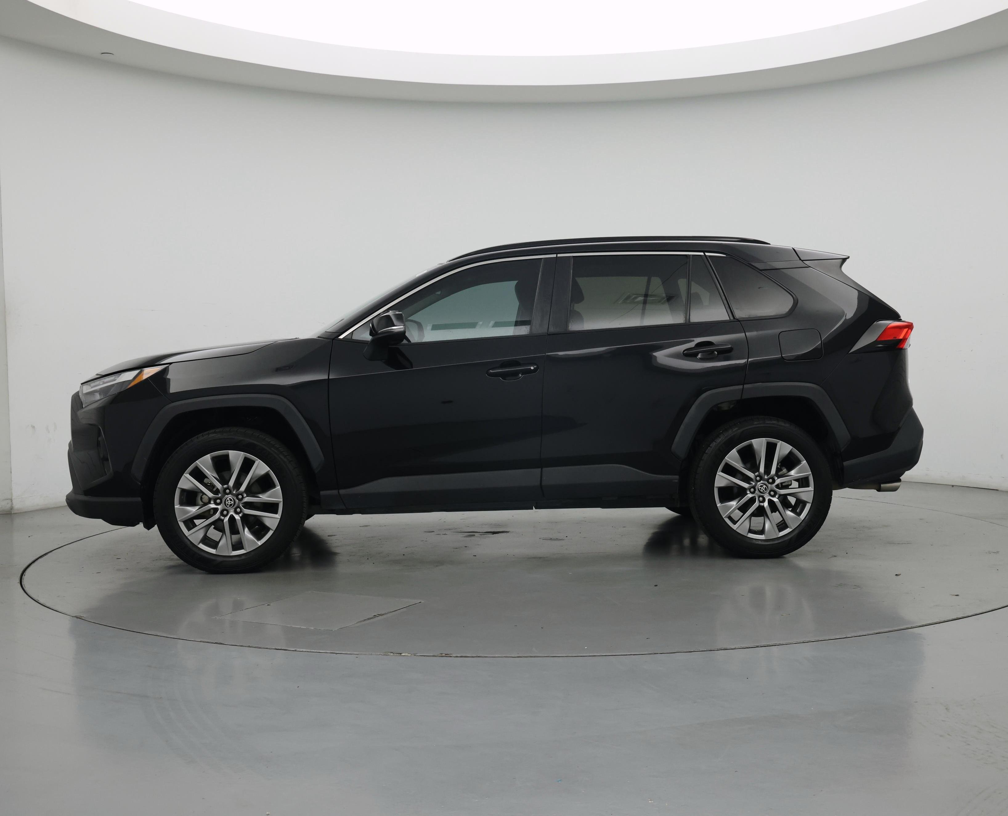 Thumbnail: 2023 Toyota RAV4 - 3