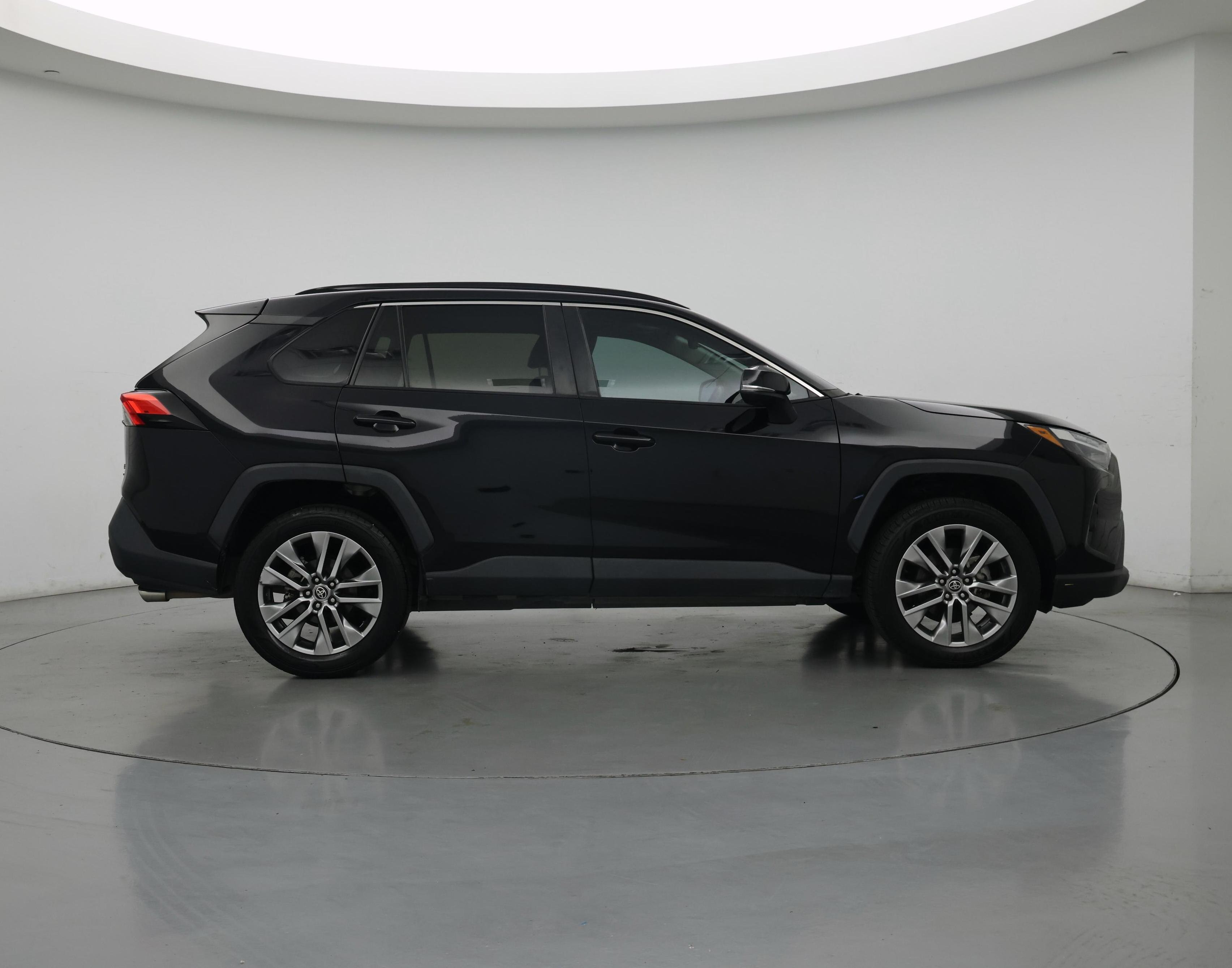 Thumbnail: 2023 Toyota RAV4 - 7
