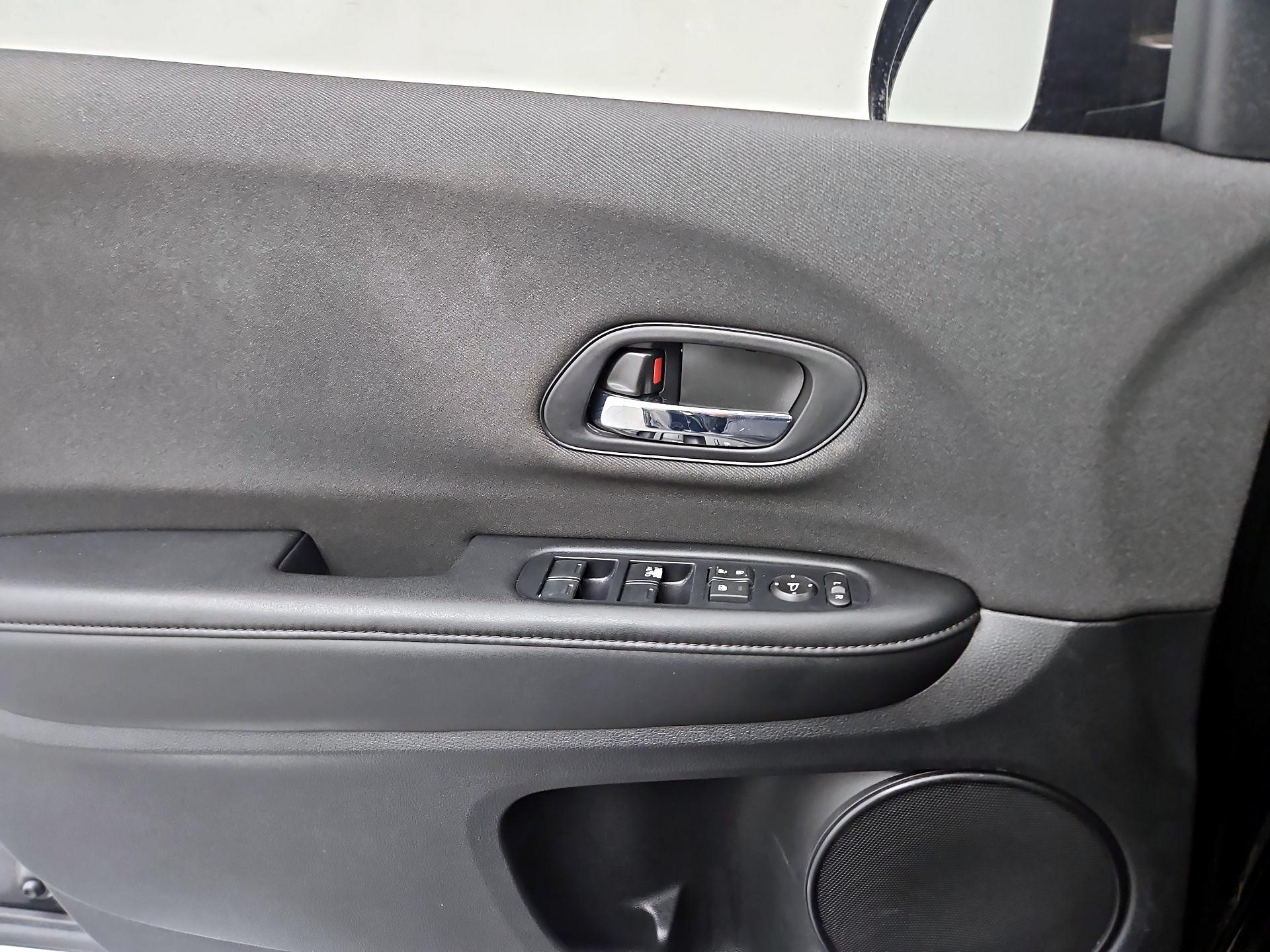 Thumbnail: 2021 Honda HR-V - 10