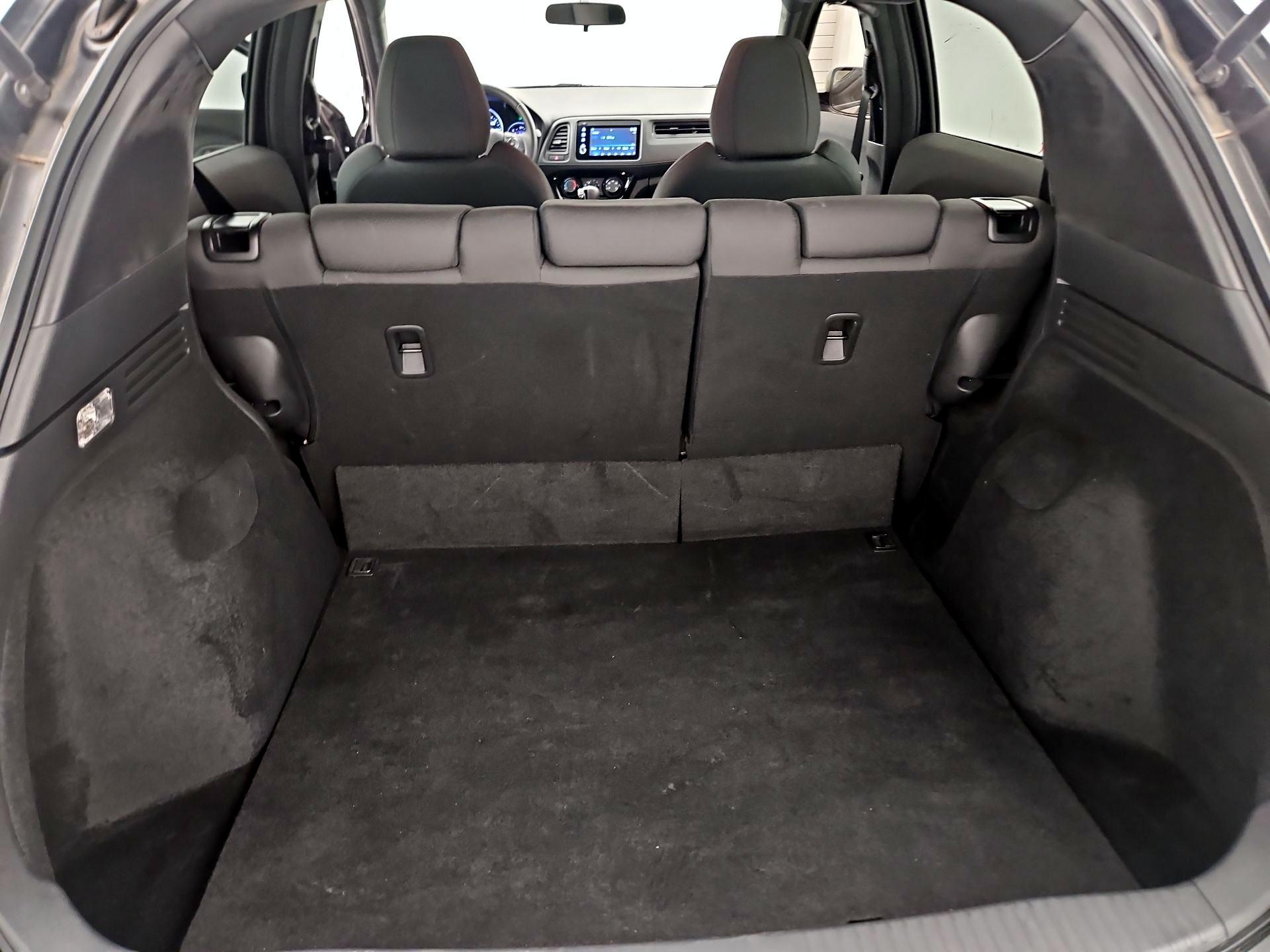 Thumbnail: 2021 Honda HR-V - 17