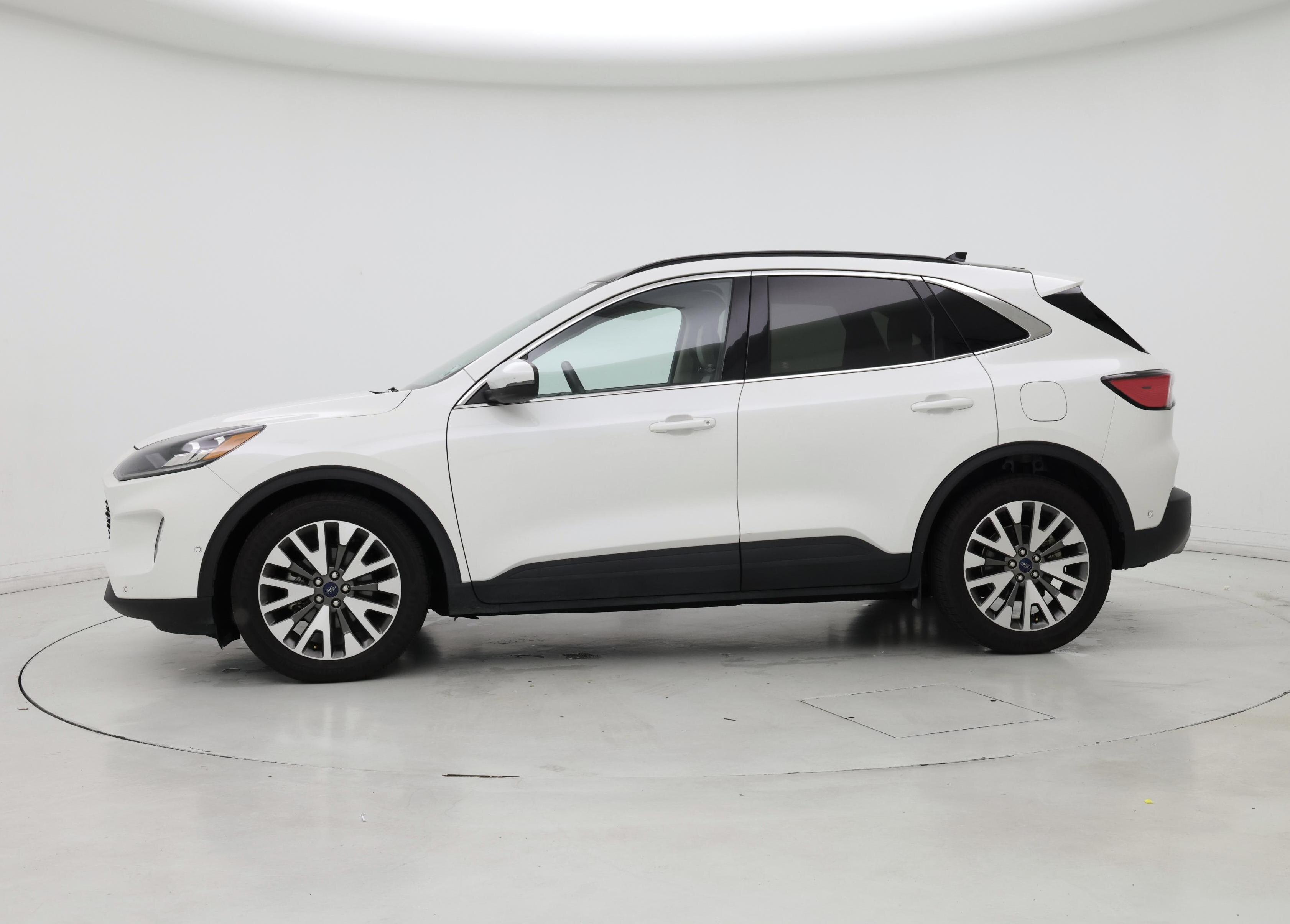 Thumbnail: 2020 Ford Escape - 3