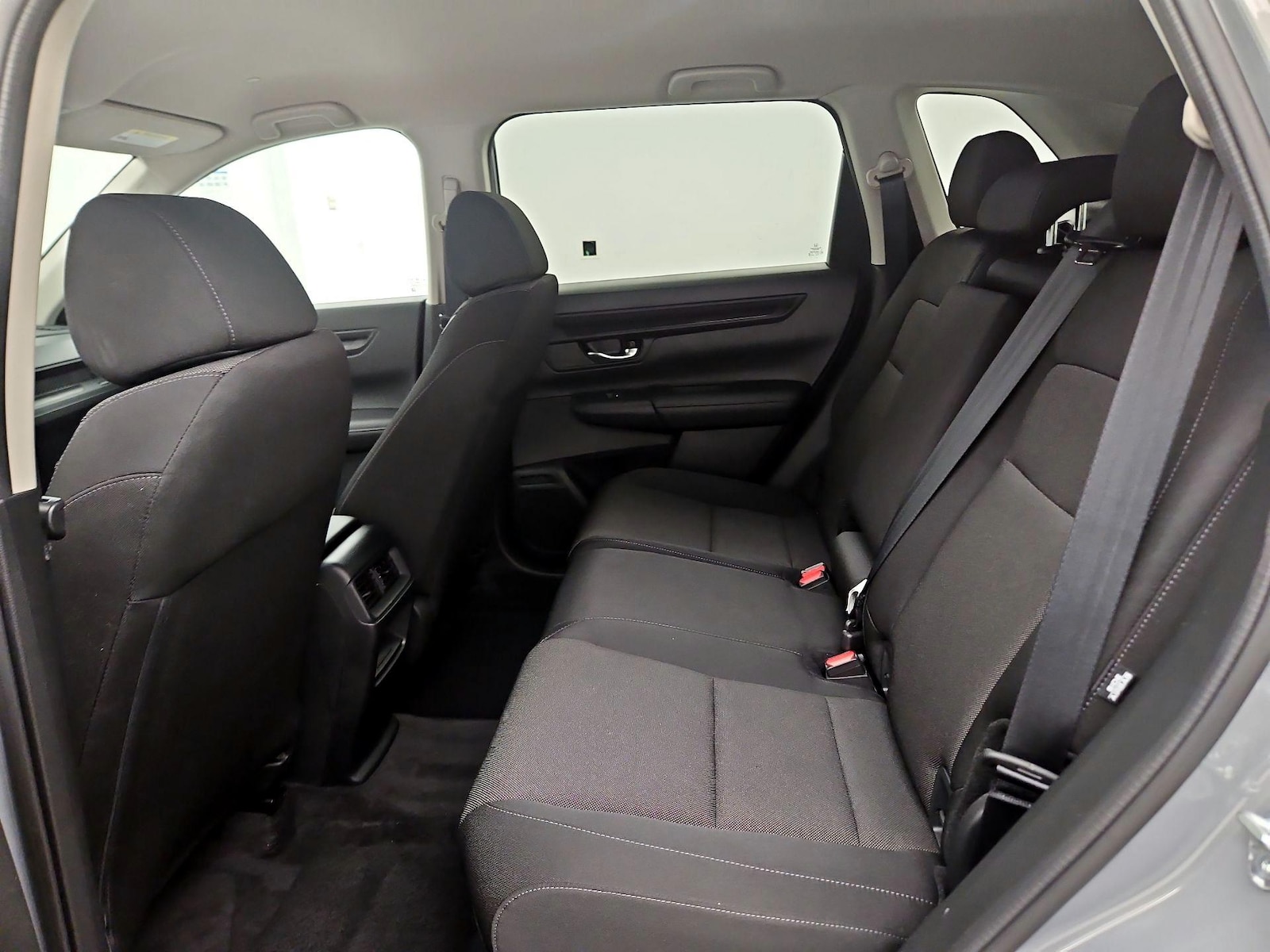 2025 Honda CR-V LX - Photo 18