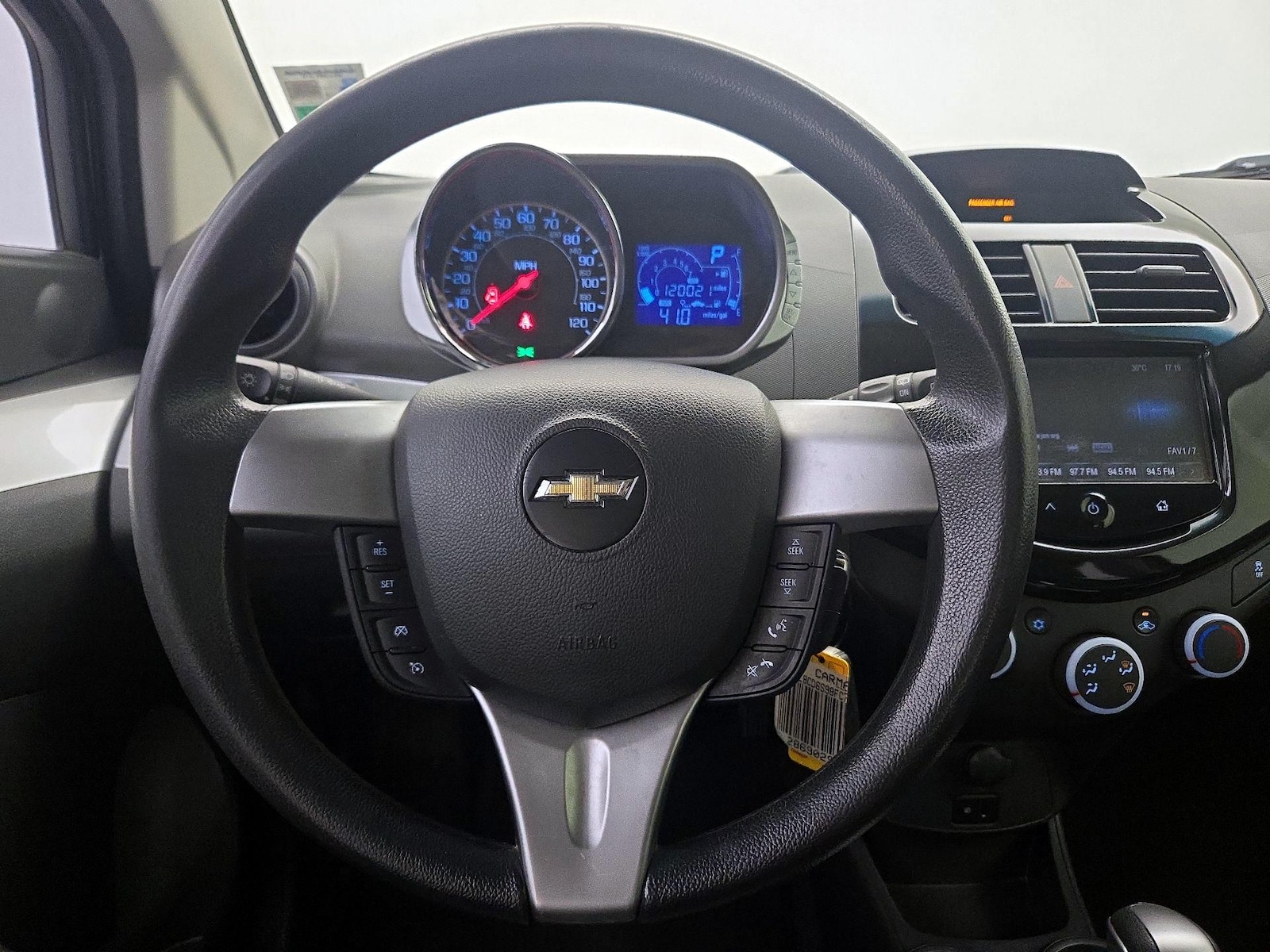 2015 Chevrolet Spark 1LT - Photo 11