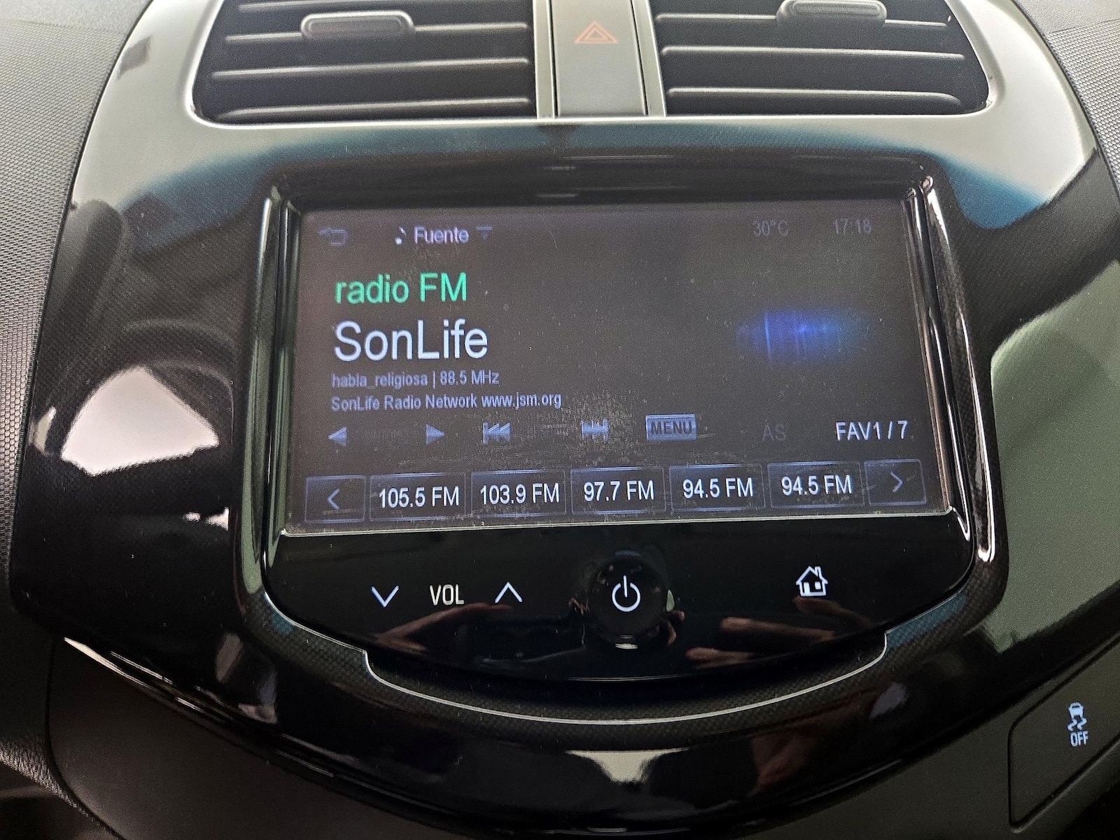 2015 Chevrolet Spark 1LT - Photo 14