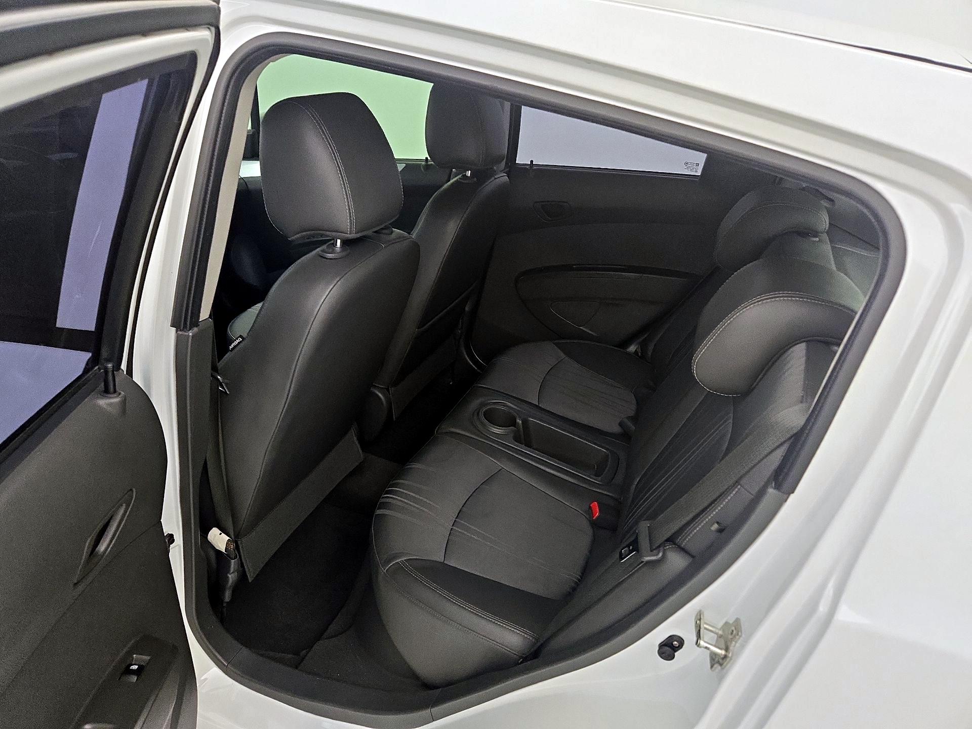 Thumbnail: 2015 Chevrolet Spark - 17