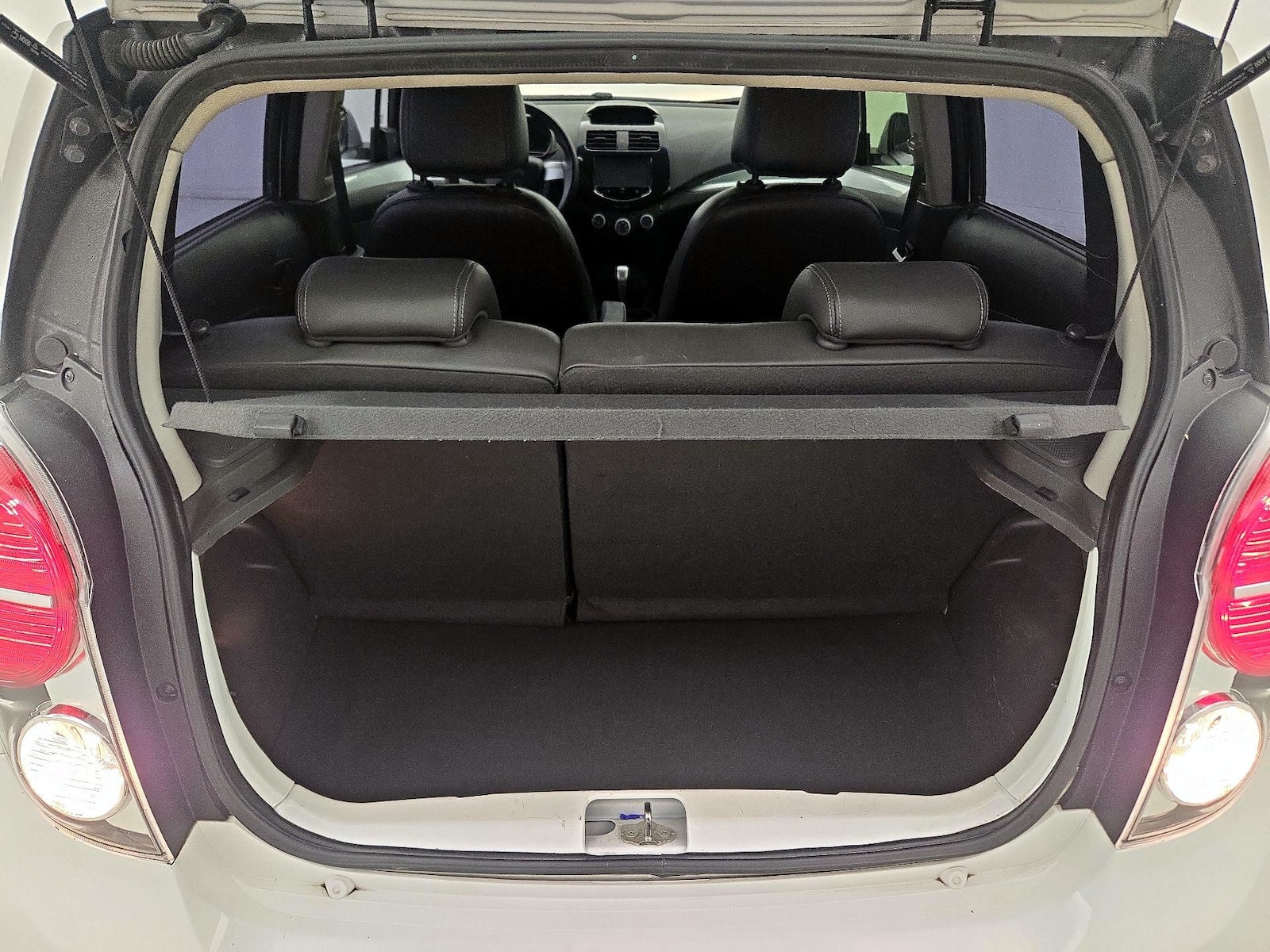 2015 Chevrolet Spark 1LT - Photo 19