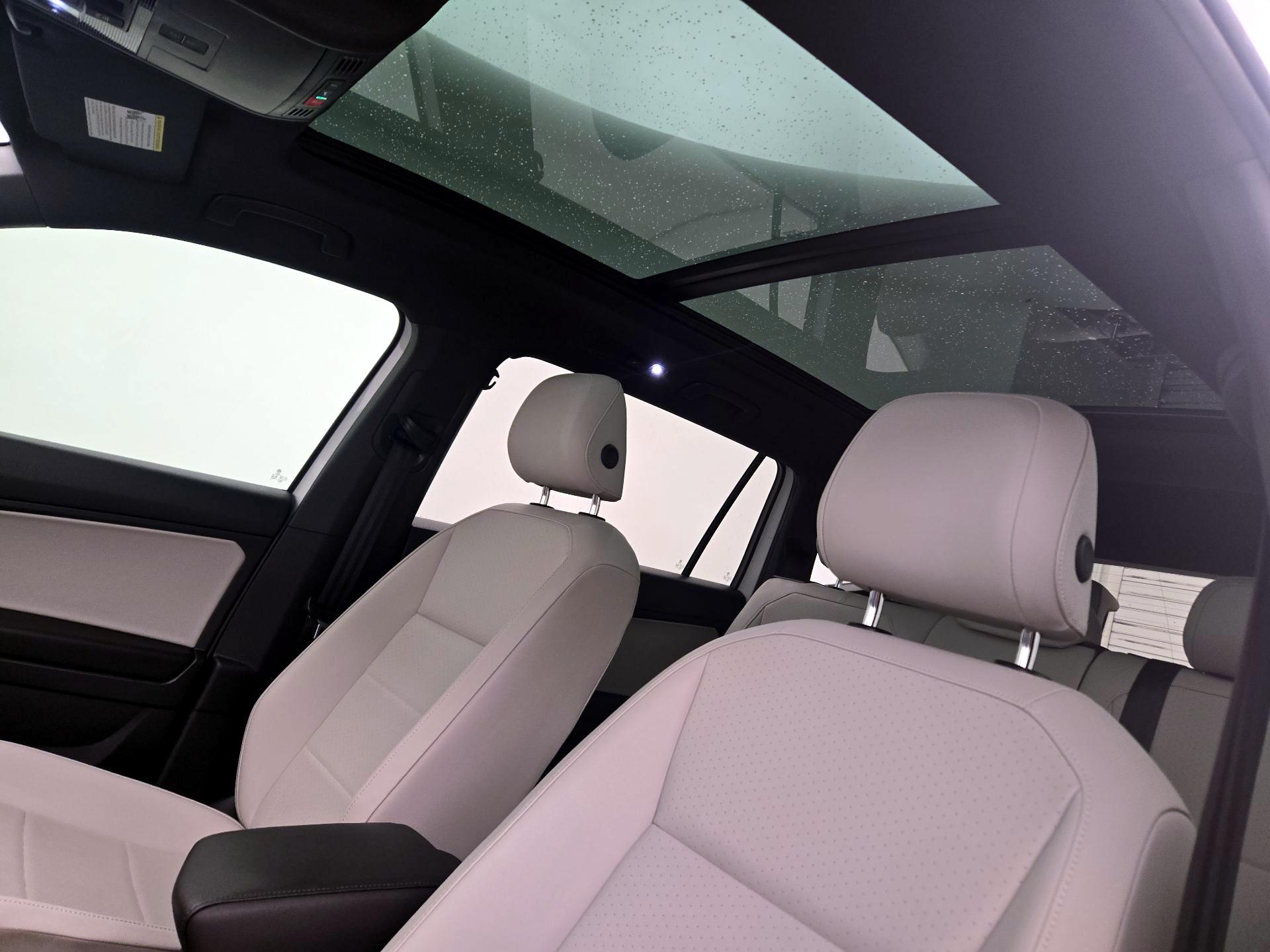 Thumbnail: 2020 Volkswagen Tiguan - 19