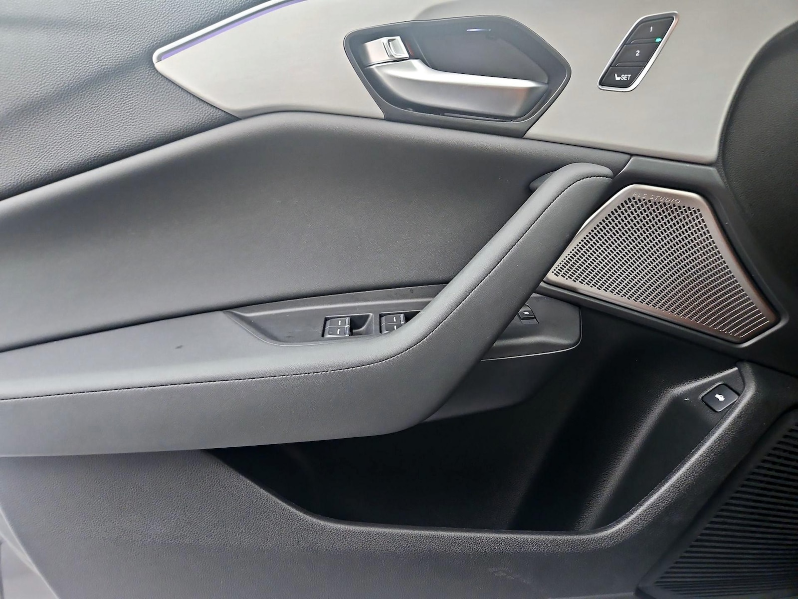 2025 Acura TLX Technology Package - Photo 11