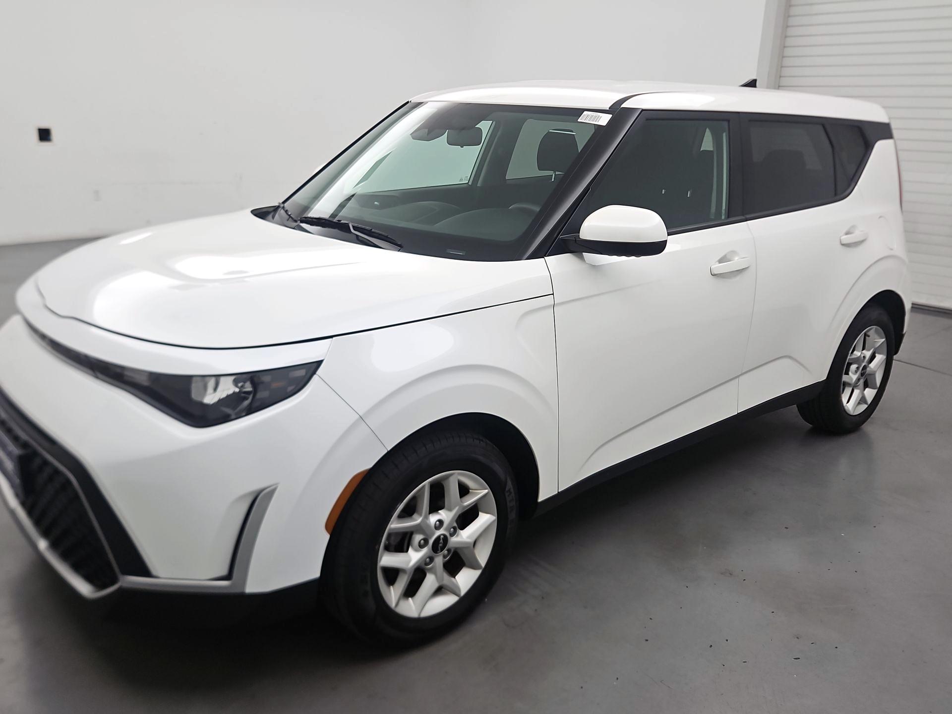 Thumbnail: 2025 Kia Soul - 3