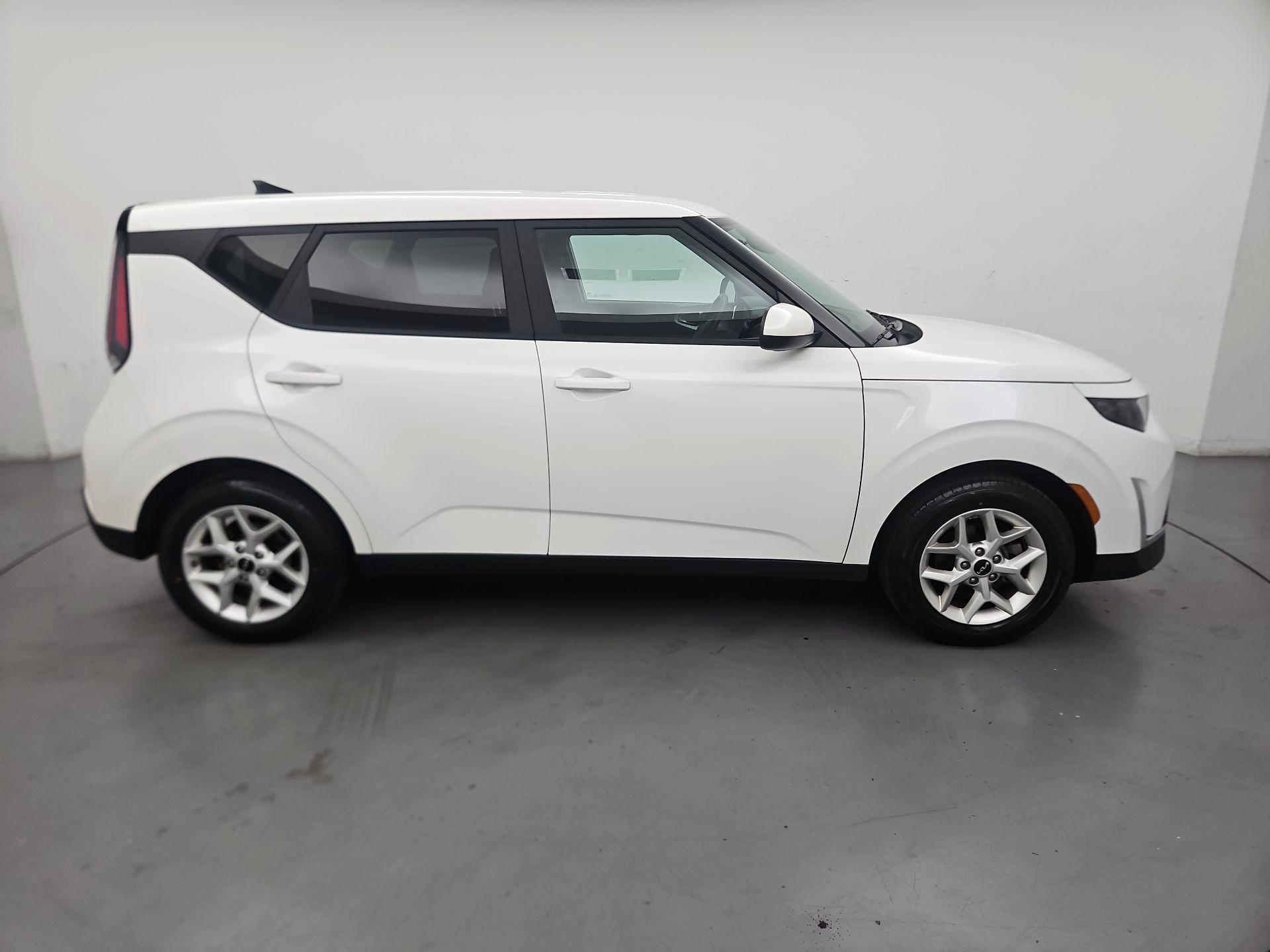 Thumbnail: 2025 Kia Soul - 4