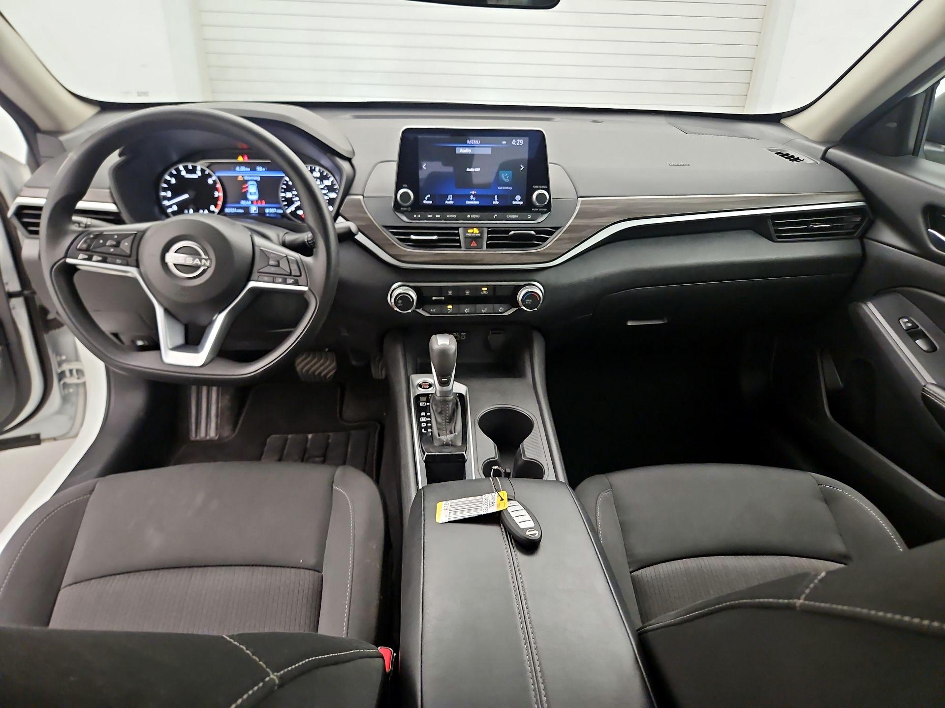 Thumbnail: 2025 Nissan Altima - 9