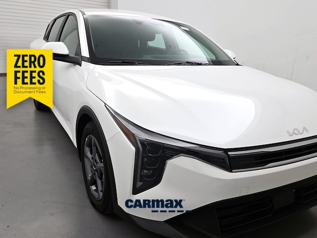 White 2025 Kia K4 Sedan Front-Wheel Drive Automatic