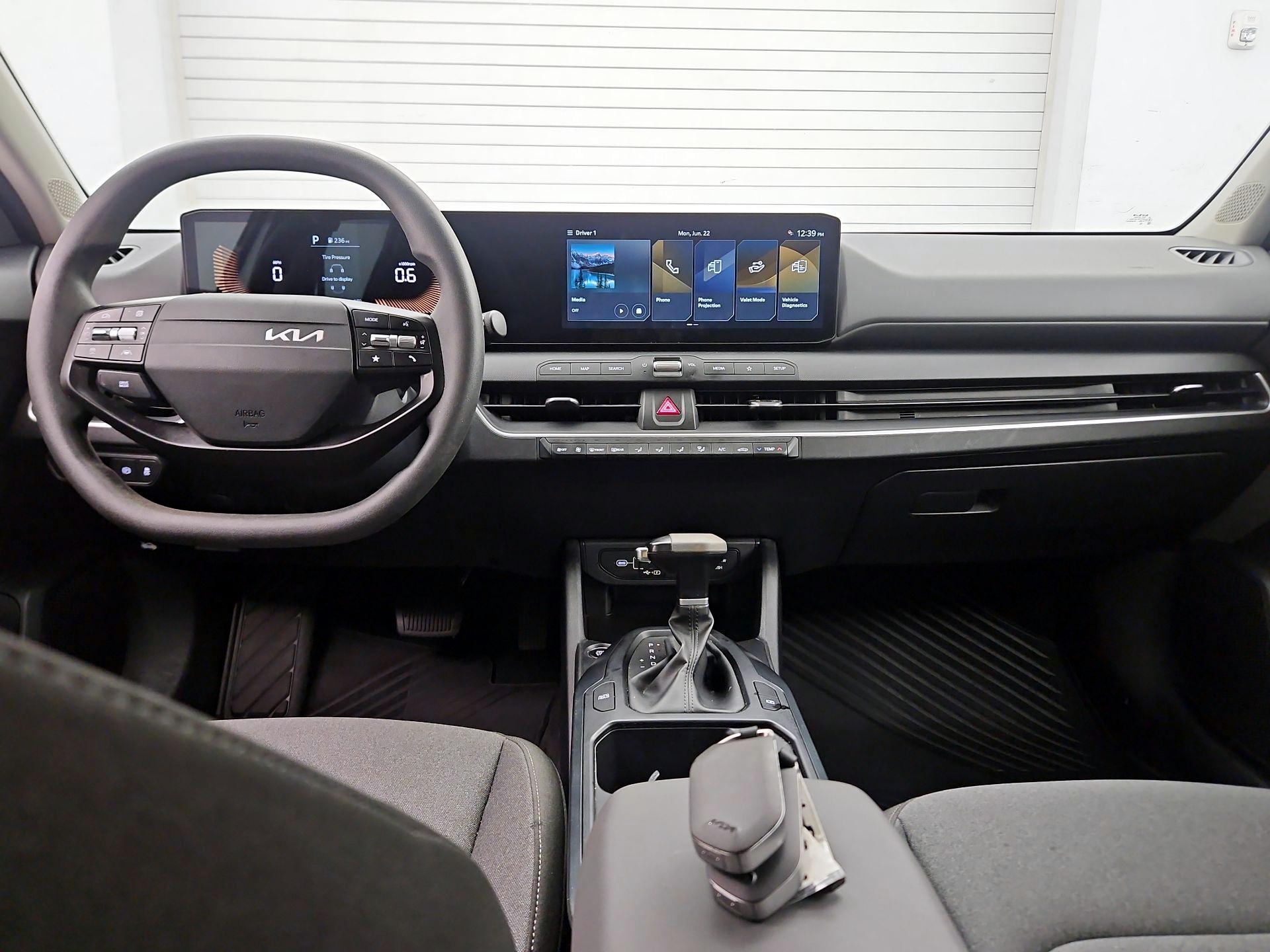 Thumbnail: 2025 Kia K4 - 8