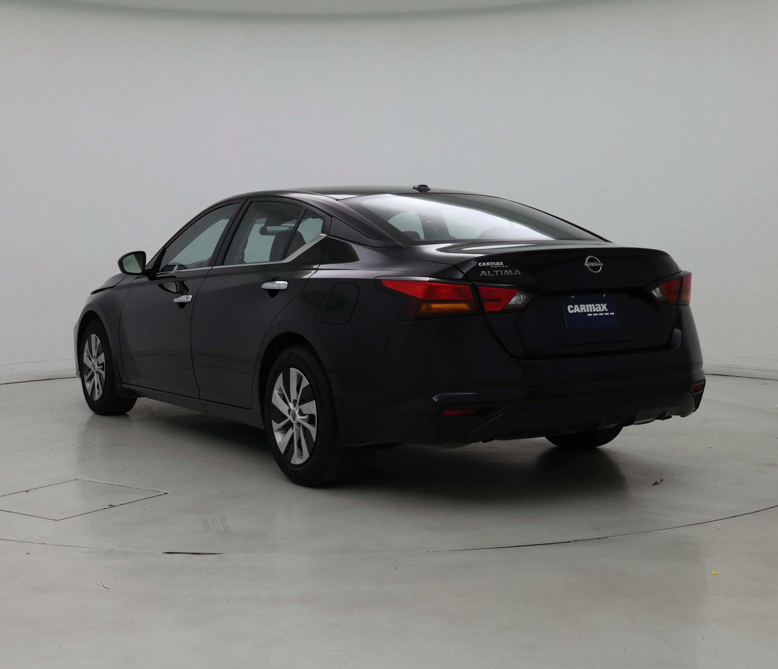 Thumbnail: 2025 Nissan Altima - 2