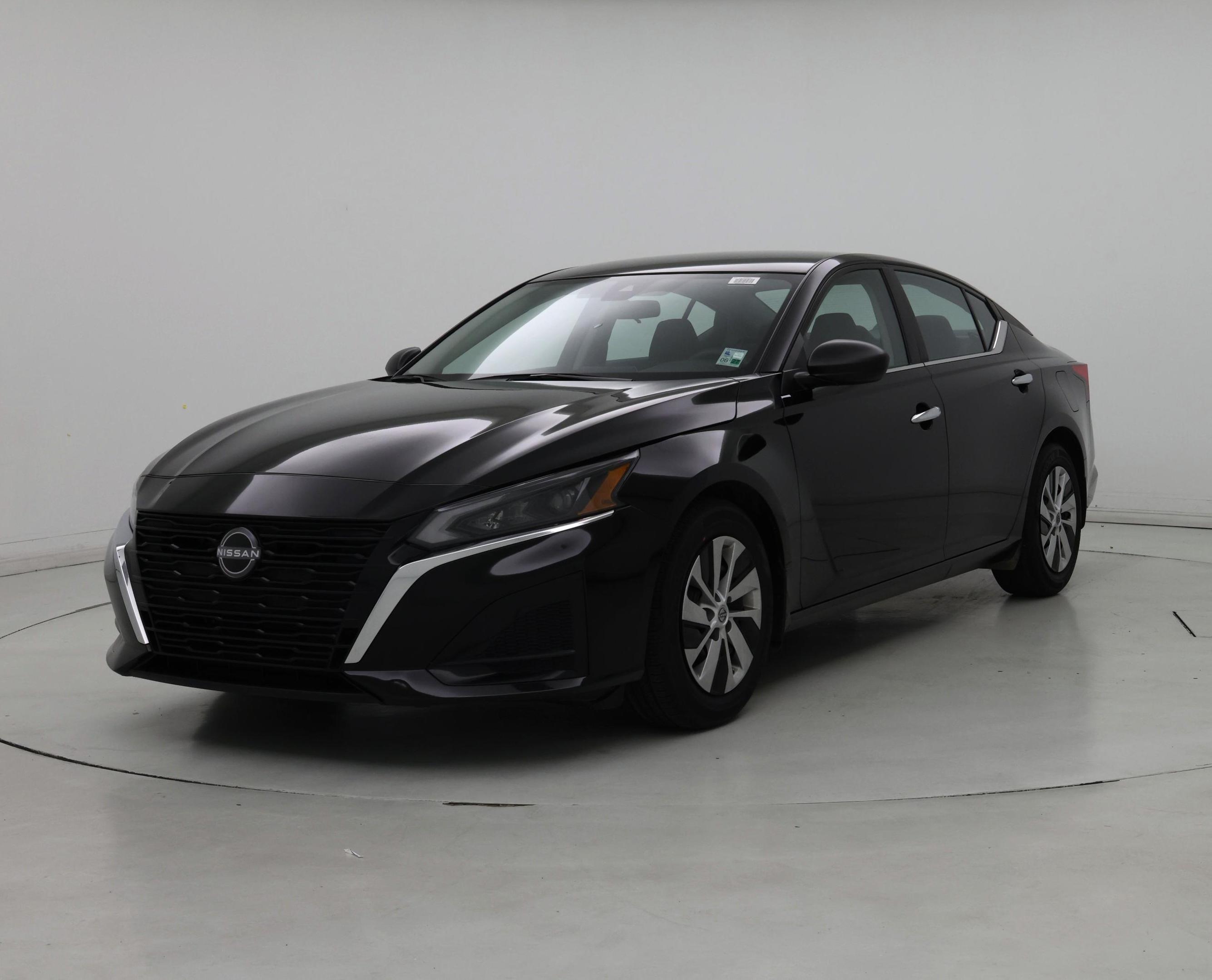 Thumbnail: 2025 Nissan Altima - 4