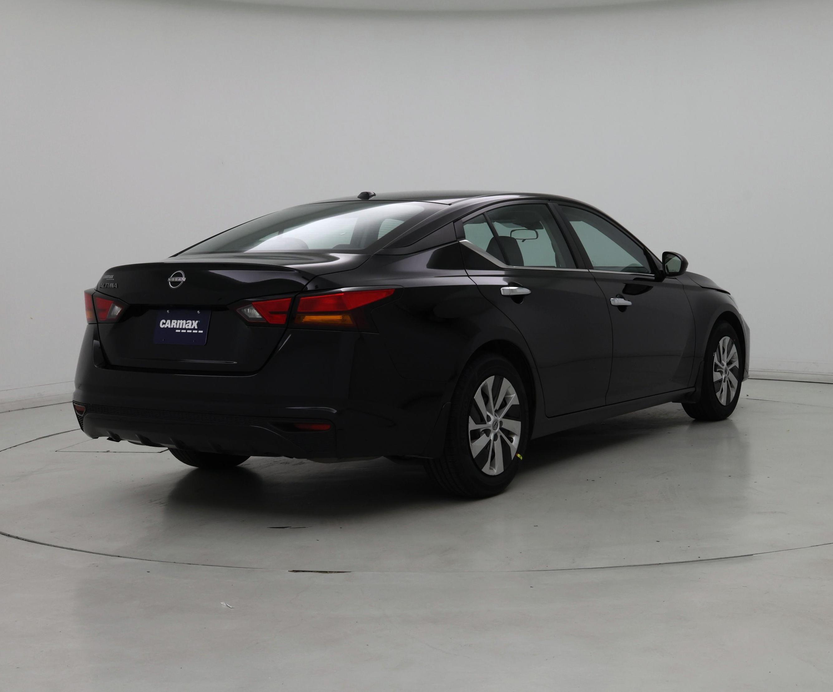 Thumbnail: 2025 Nissan Altima - 8