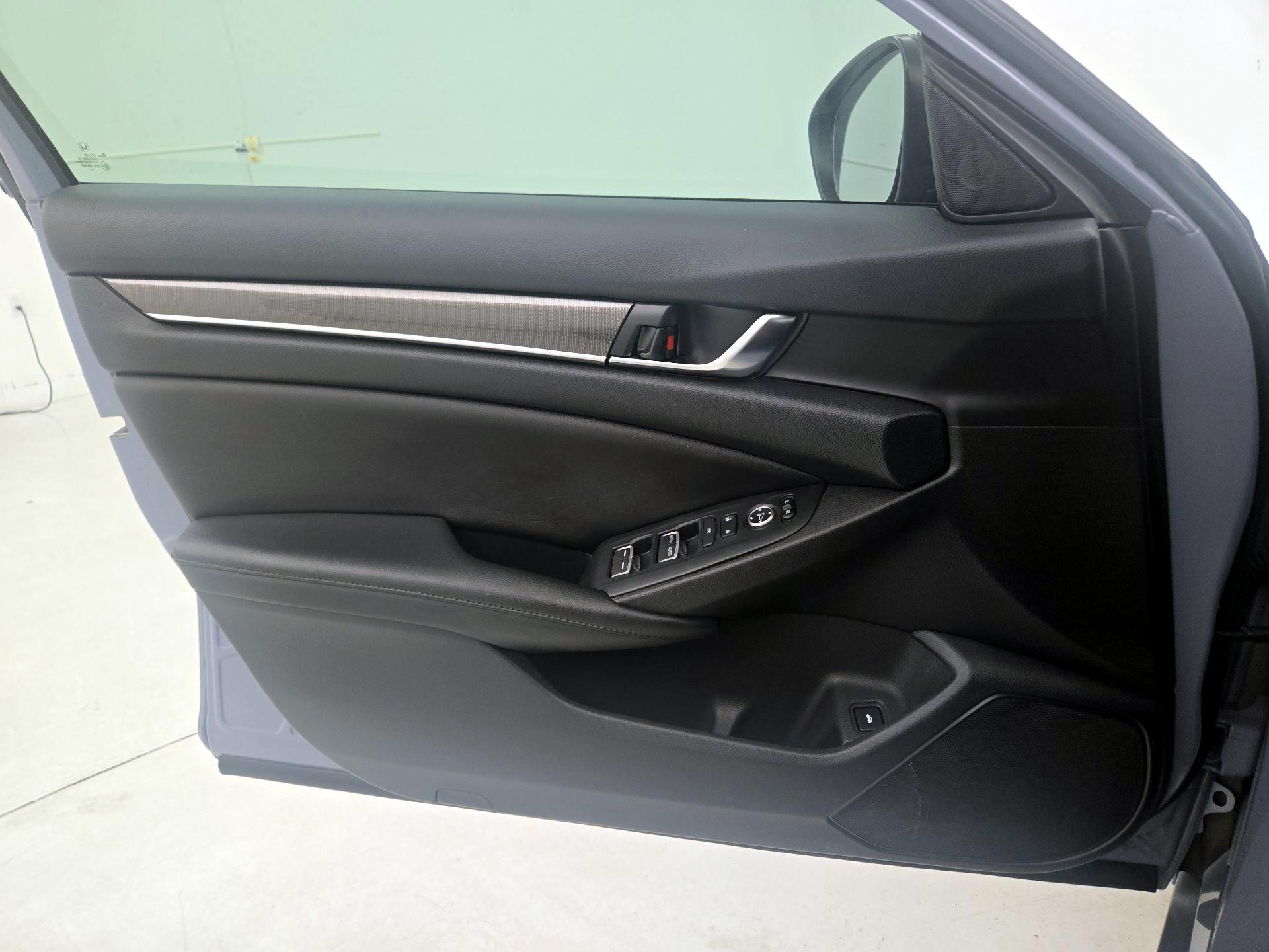 Thumbnail: 2022 Honda Accord - 12