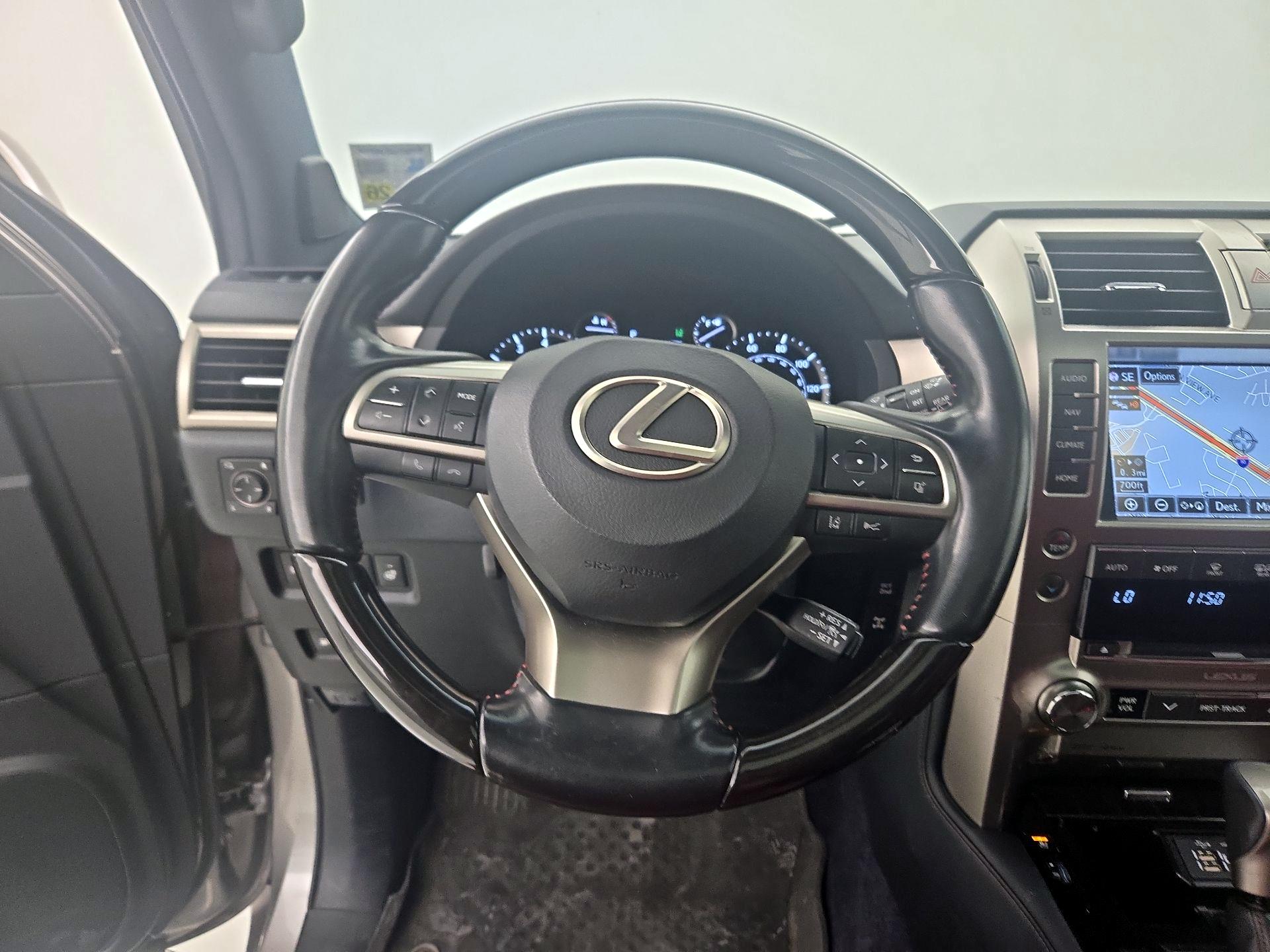 Thumbnail: 2021 Lexus GX - 10