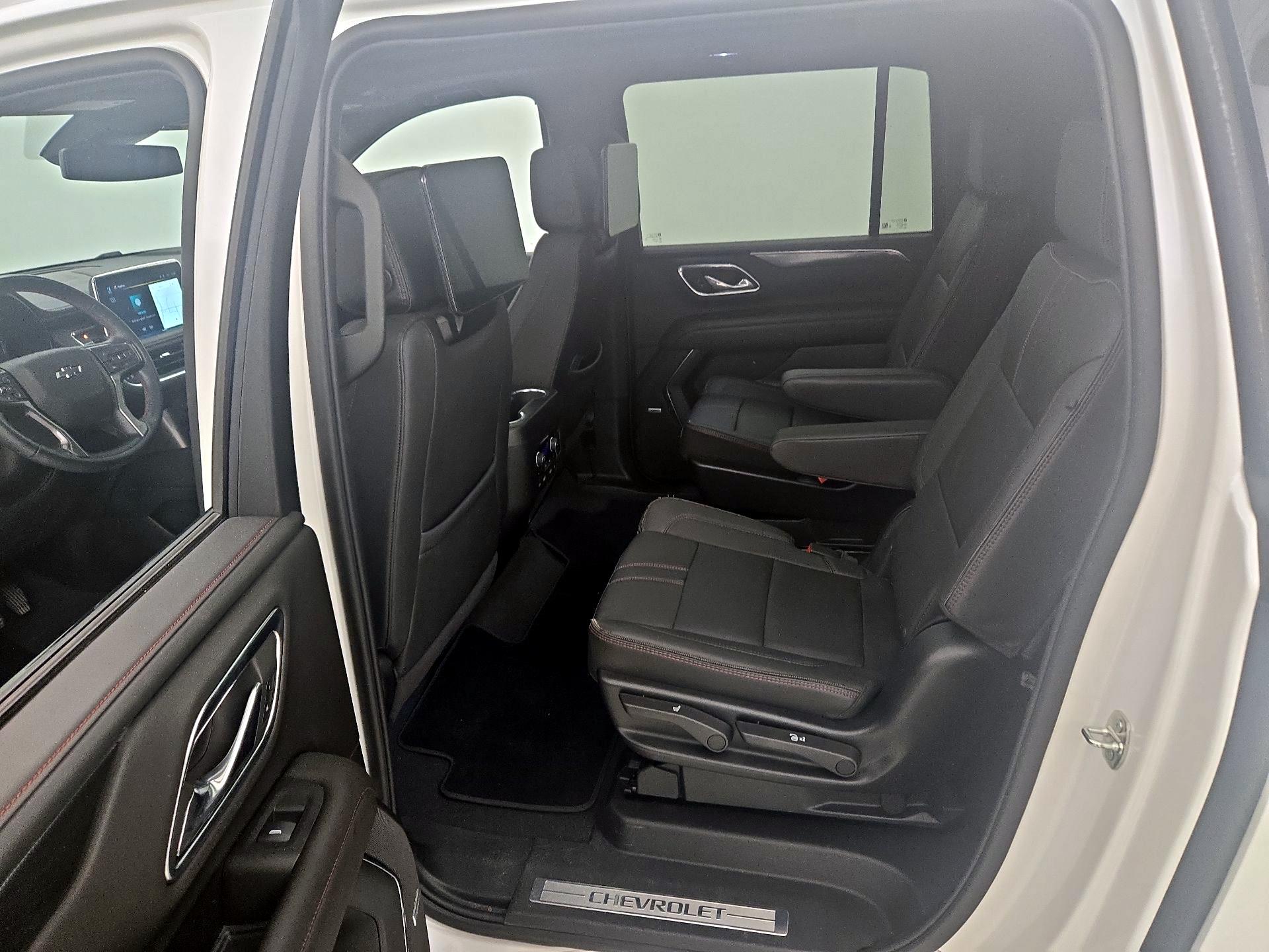 Thumbnail: 2024 Chevrolet Suburban - 20