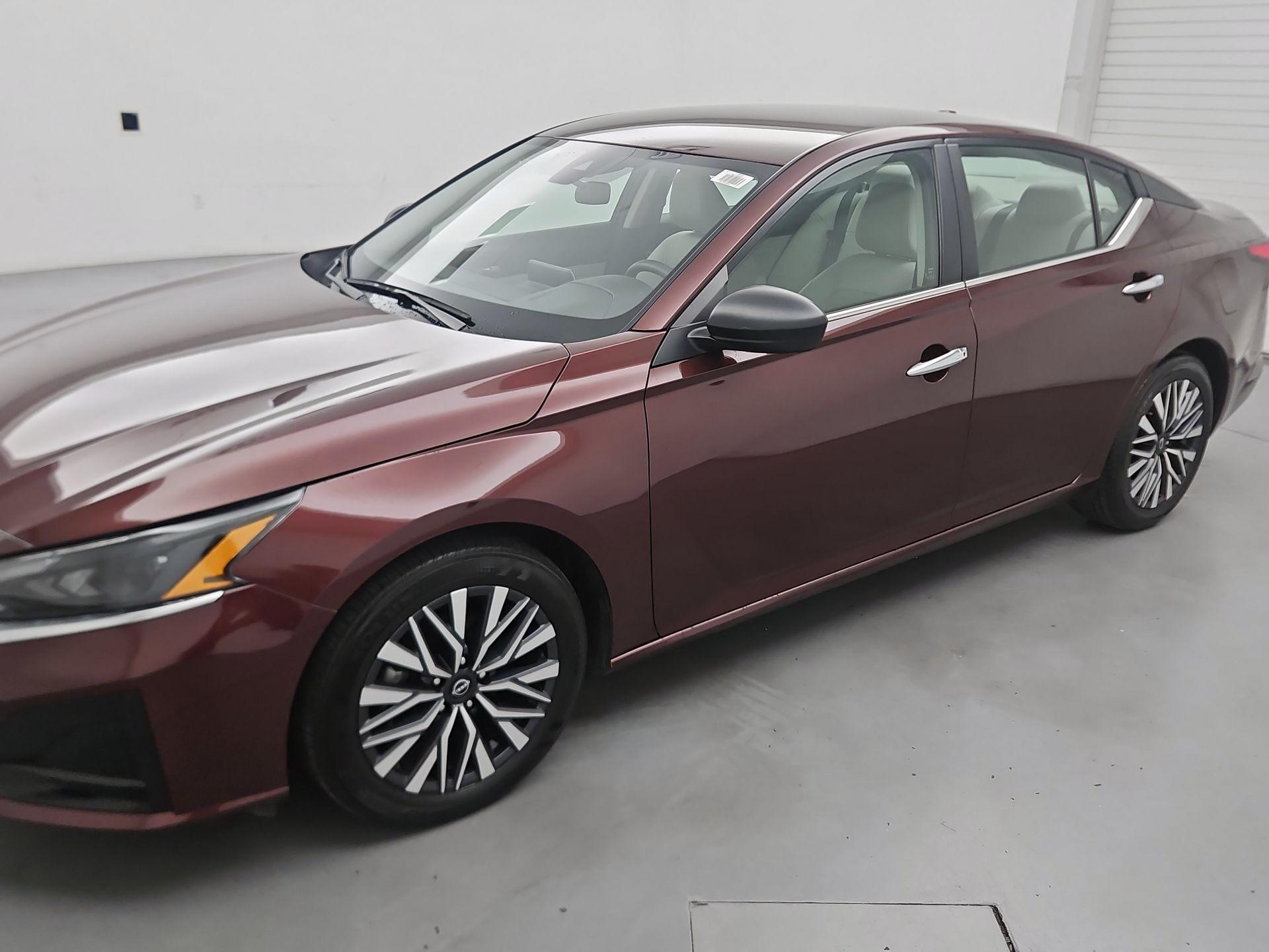 Thumbnail: 2025 Nissan Altima - 3