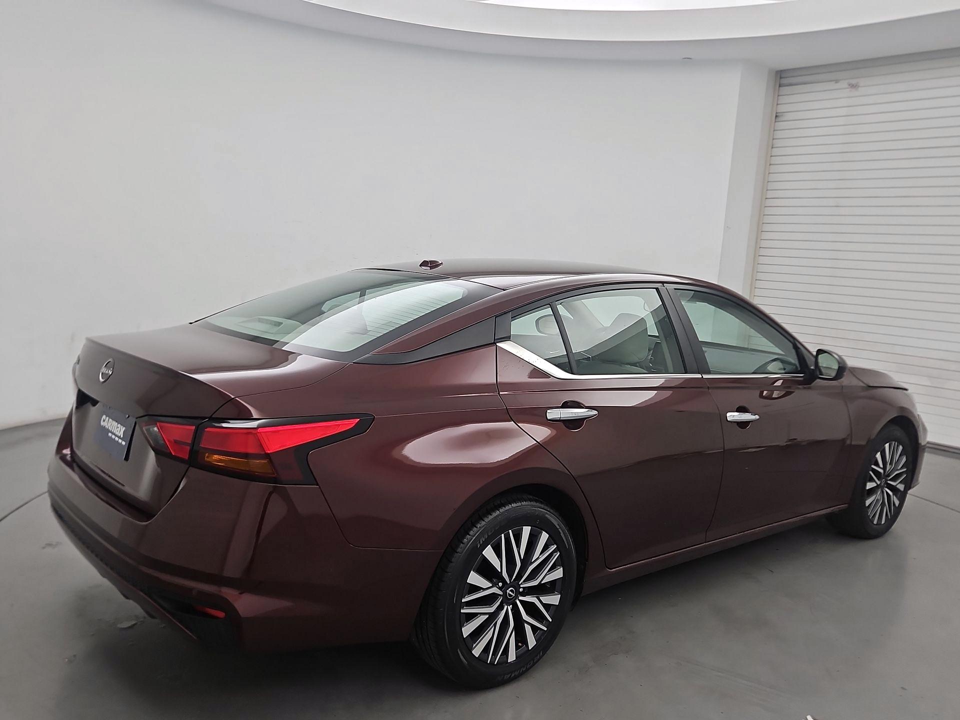 Thumbnail: 2025 Nissan Altima - 5