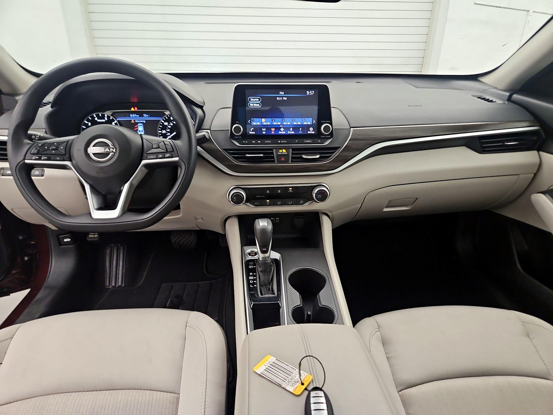 Thumbnail: 2025 Nissan Altima - 8