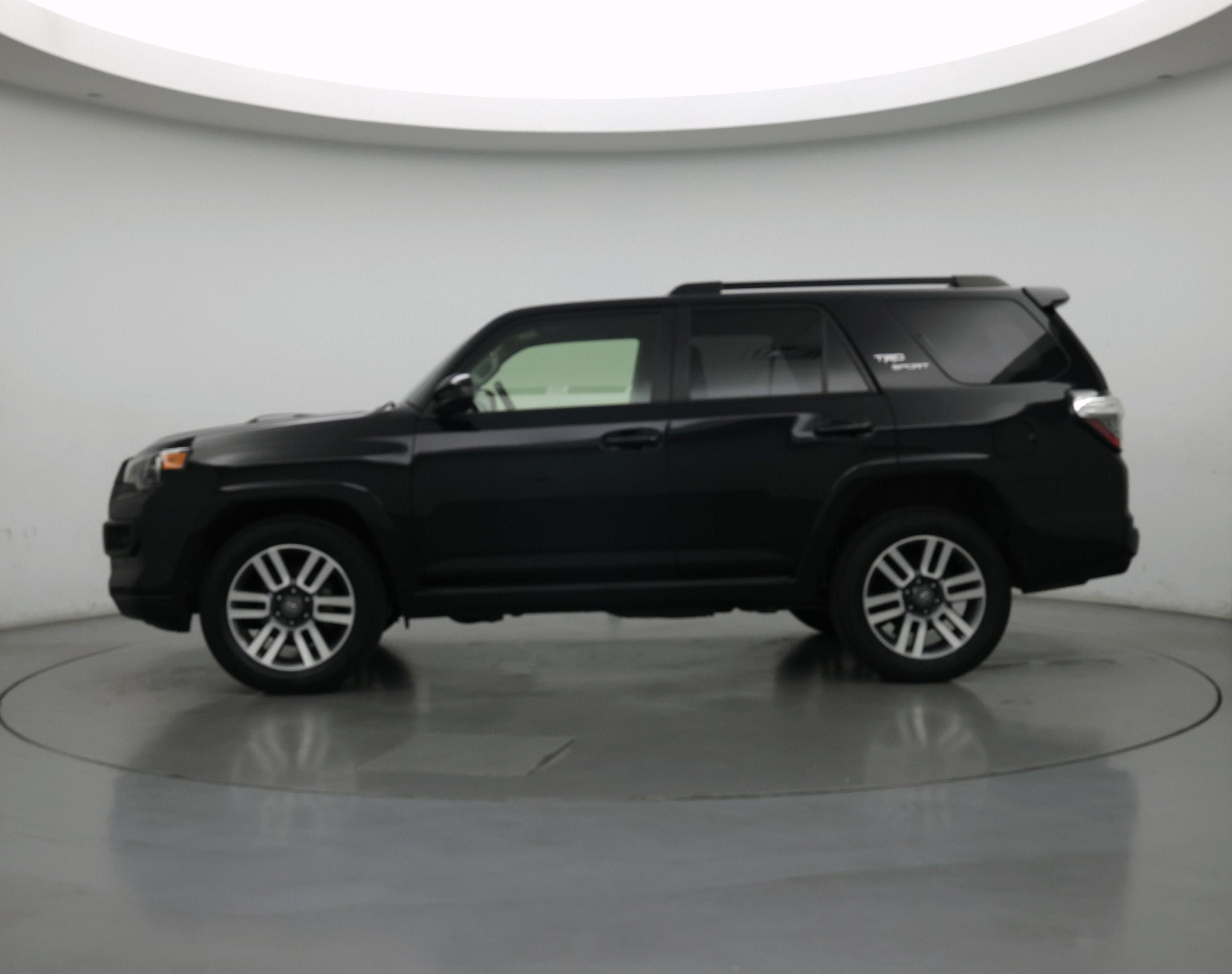 Thumbnail: 2024 Toyota 4Runner - 3