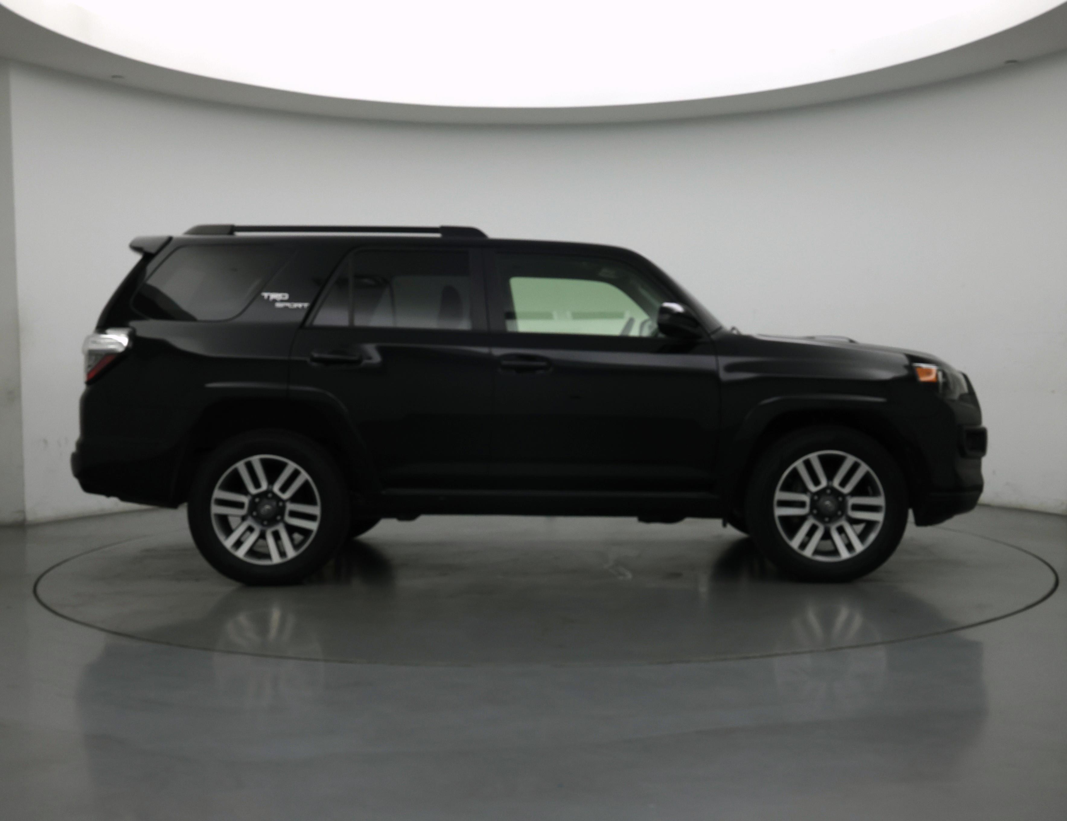 Thumbnail: 2024 Toyota 4Runner - 7