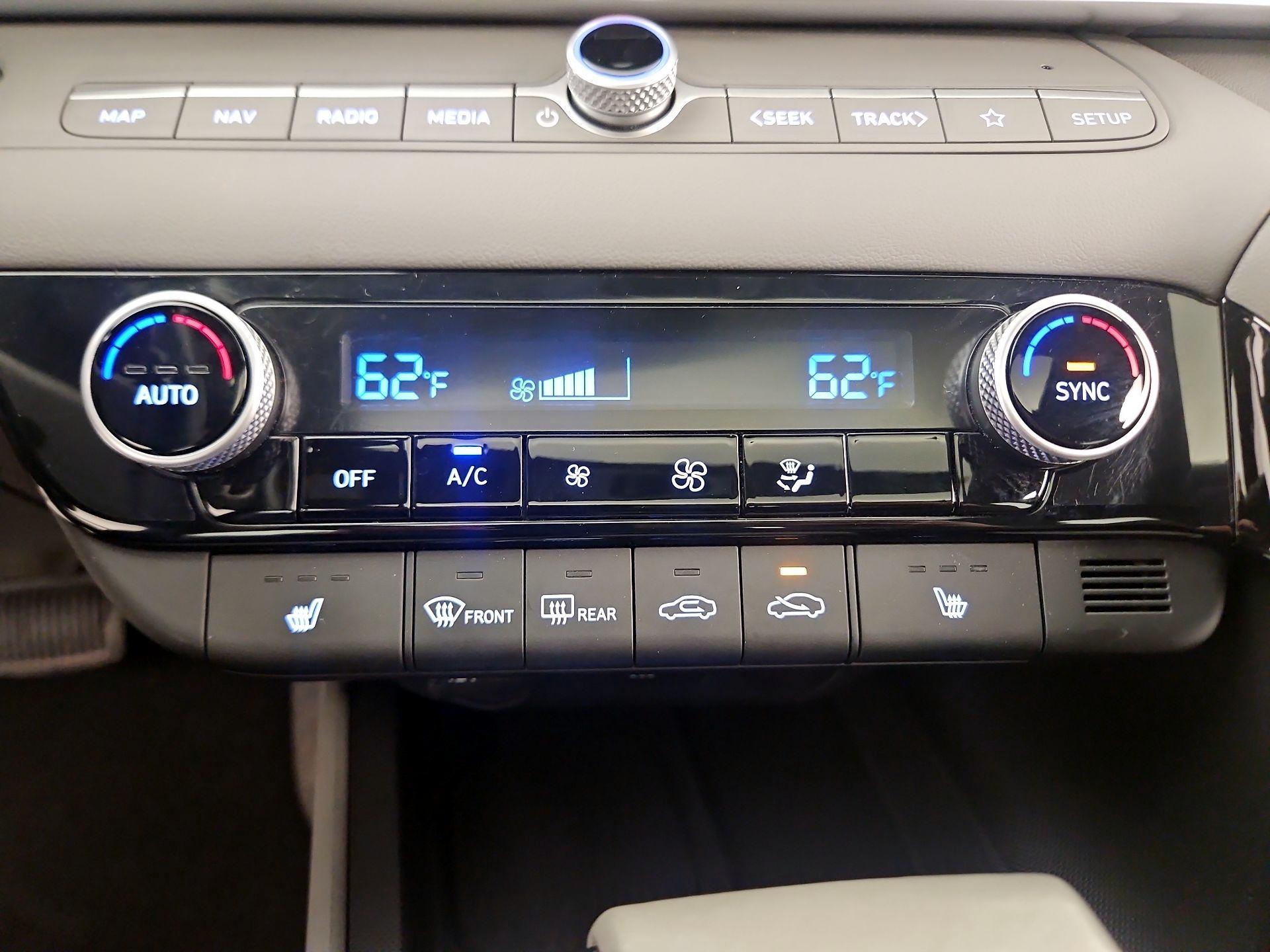 Thumbnail: 2025 Hyundai Elantra - 14