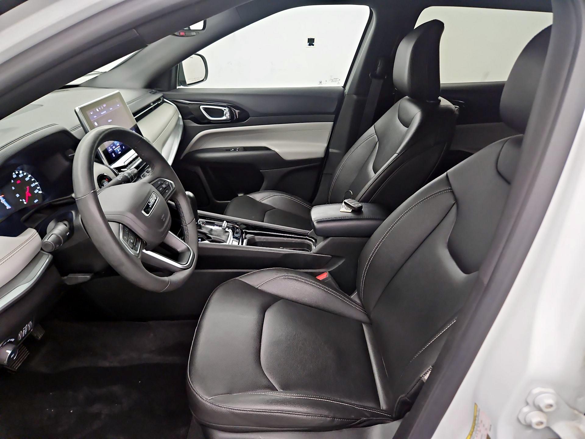 Thumbnail: 2025 Jeep Compass - 9