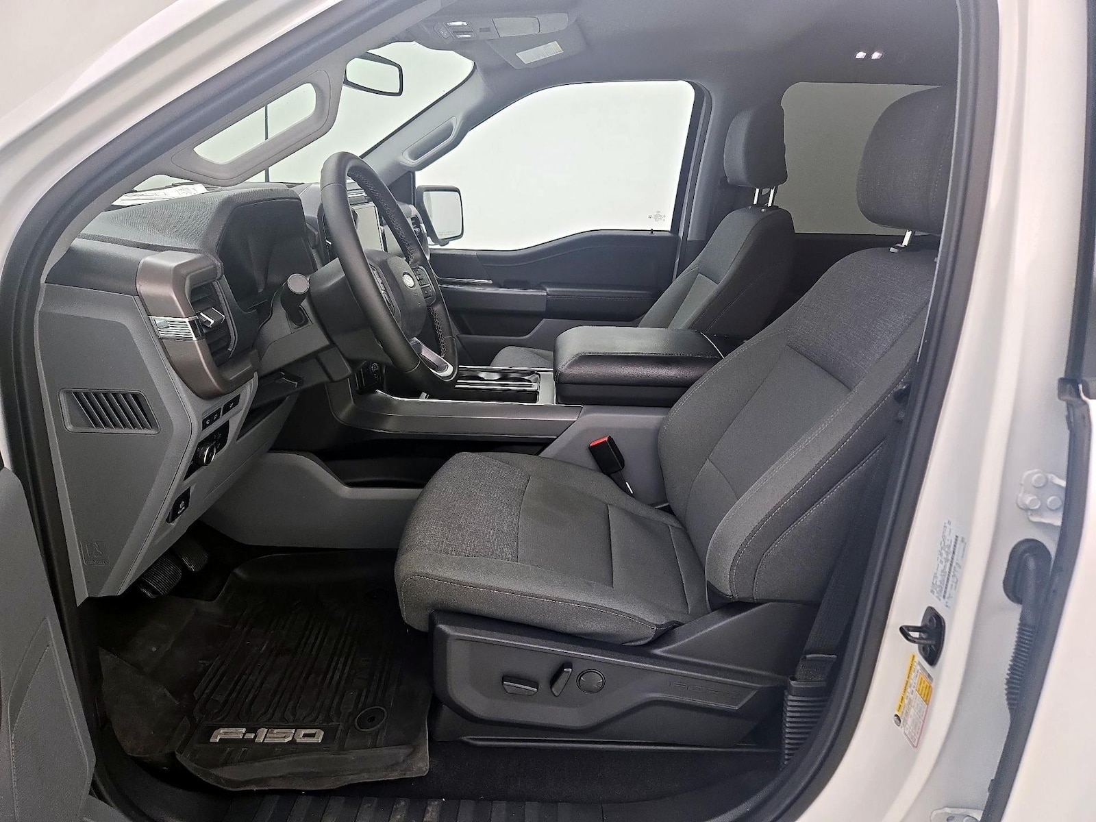 2024 Ford F-150 XLT - Photo 12