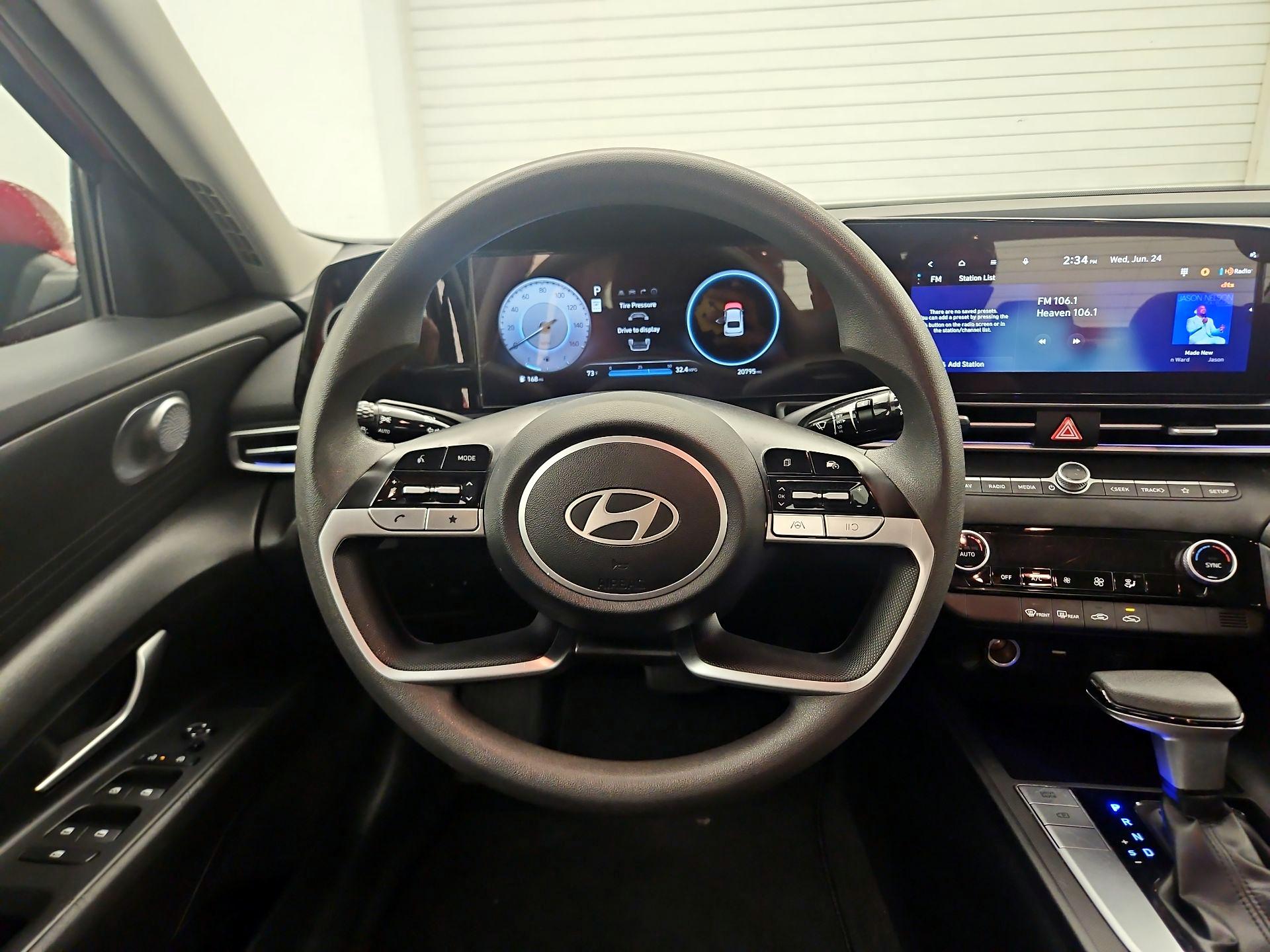 Thumbnail: 2024 Hyundai Elantra - 10