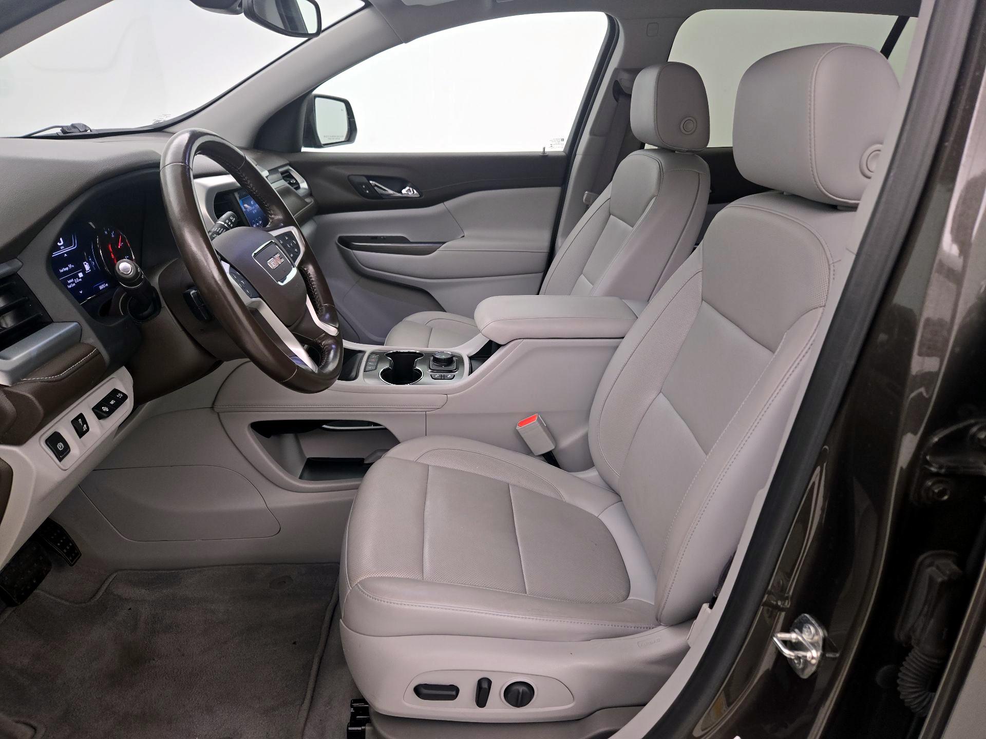 Thumbnail: 2020 GMC Acadia - 11