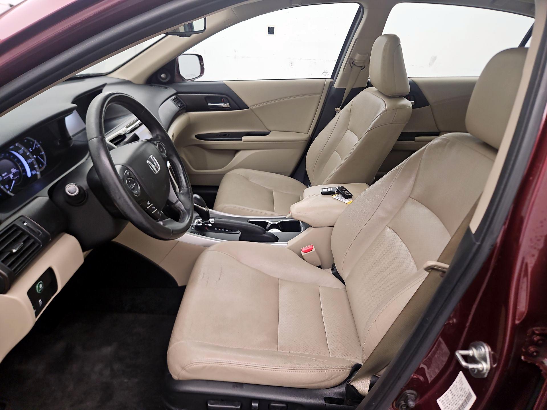 Thumbnail: 2015 Honda Accord - 9