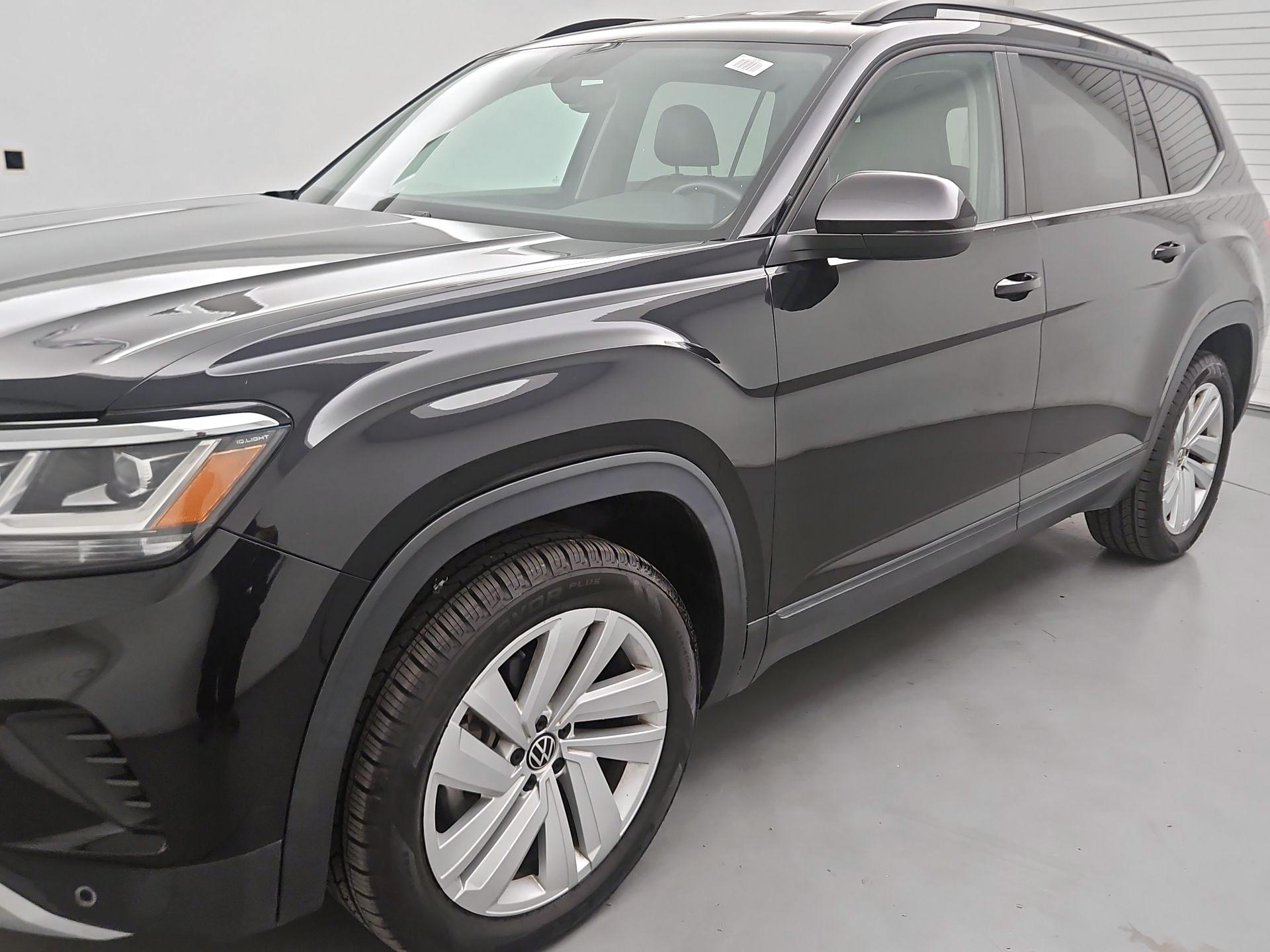 Thumbnail: 2021 Volkswagen Atlas - 3