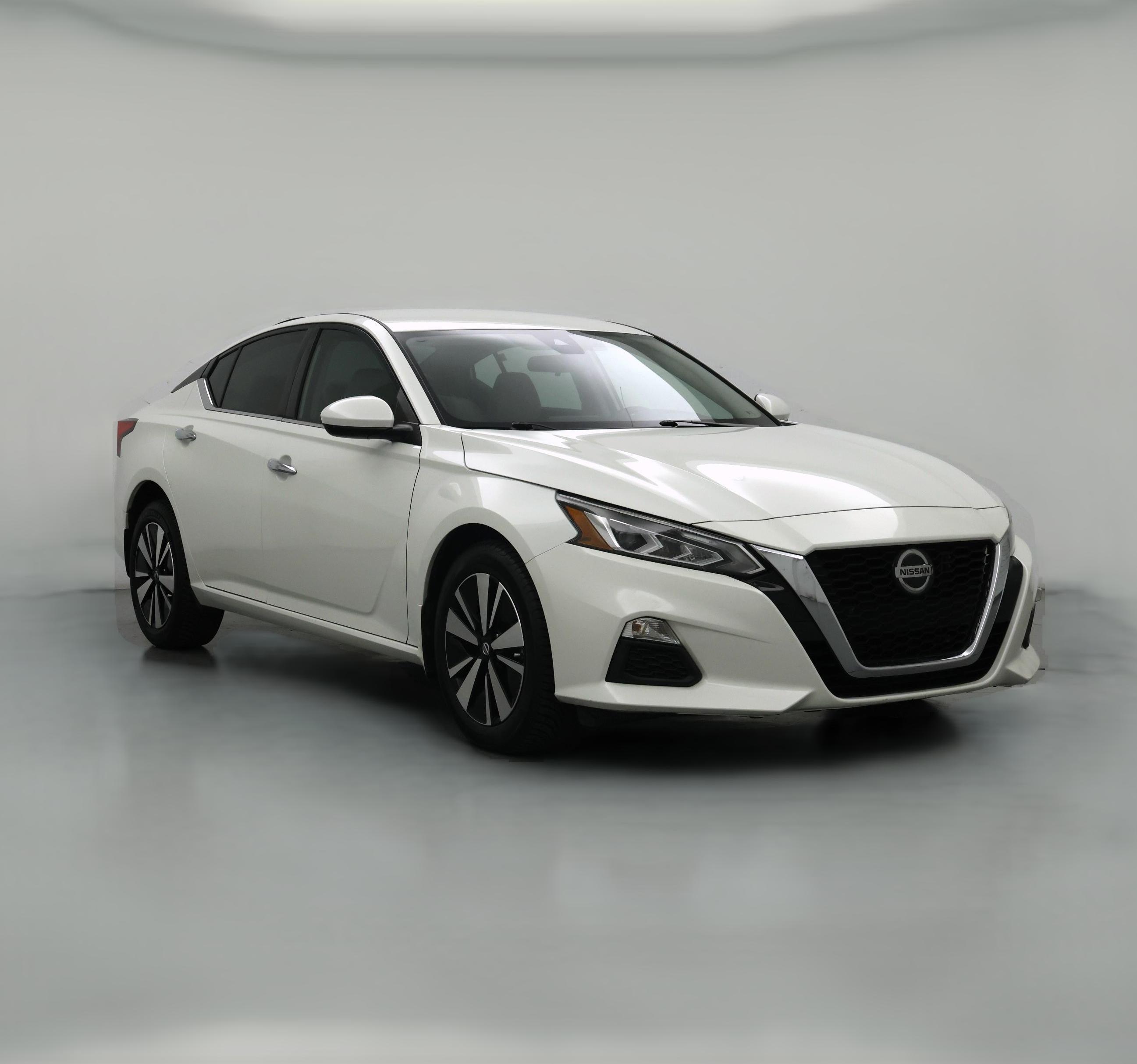Thumbnail: 2022 Nissan Altima - 1