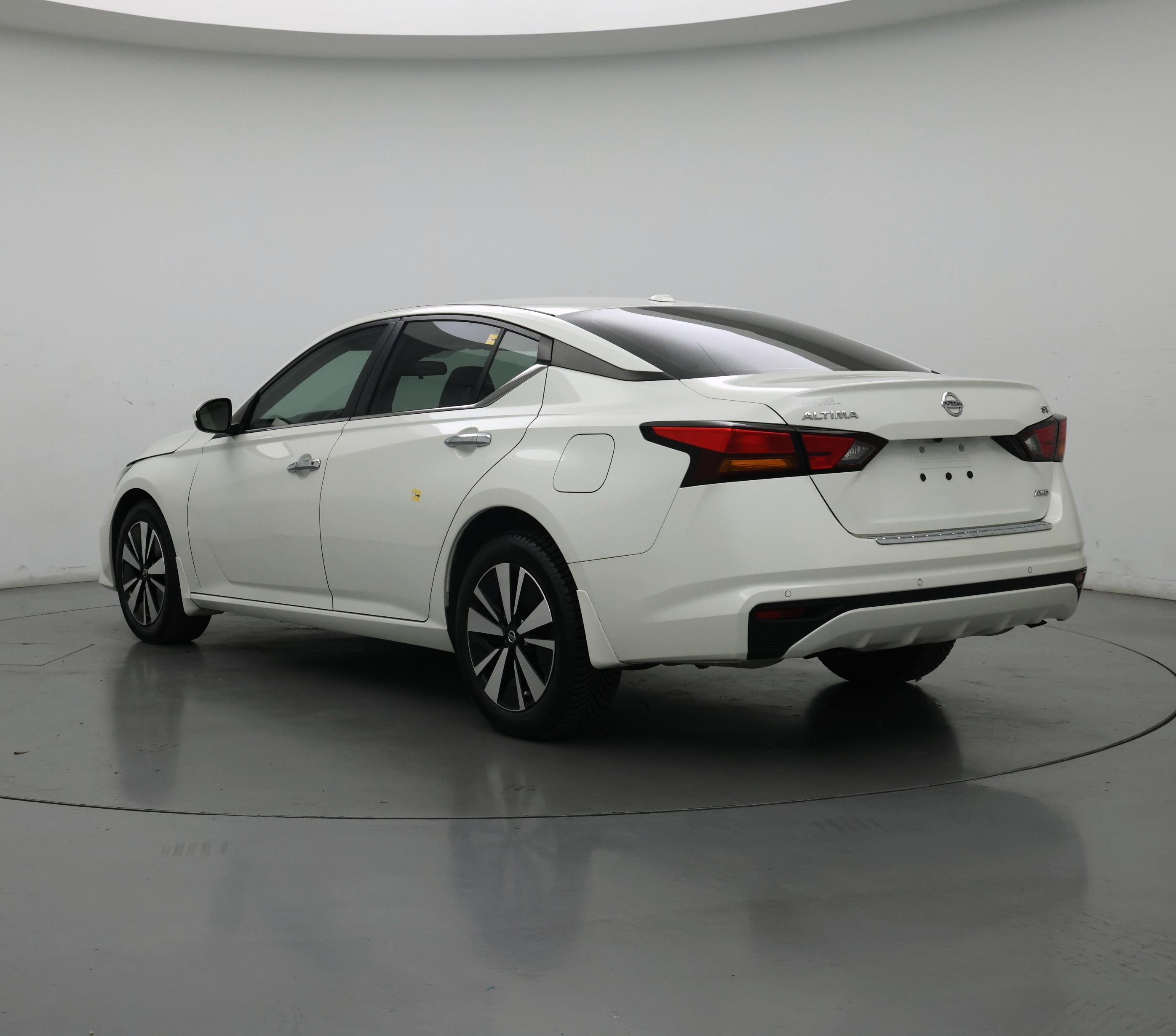 Thumbnail: 2022 Nissan Altima - 2
