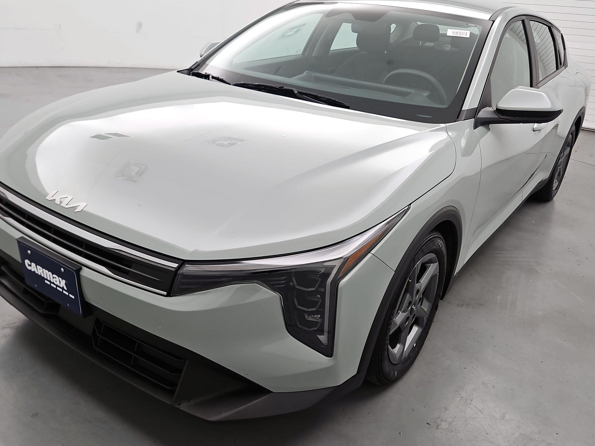 Thumbnail: 2025 Kia K4 - 3
