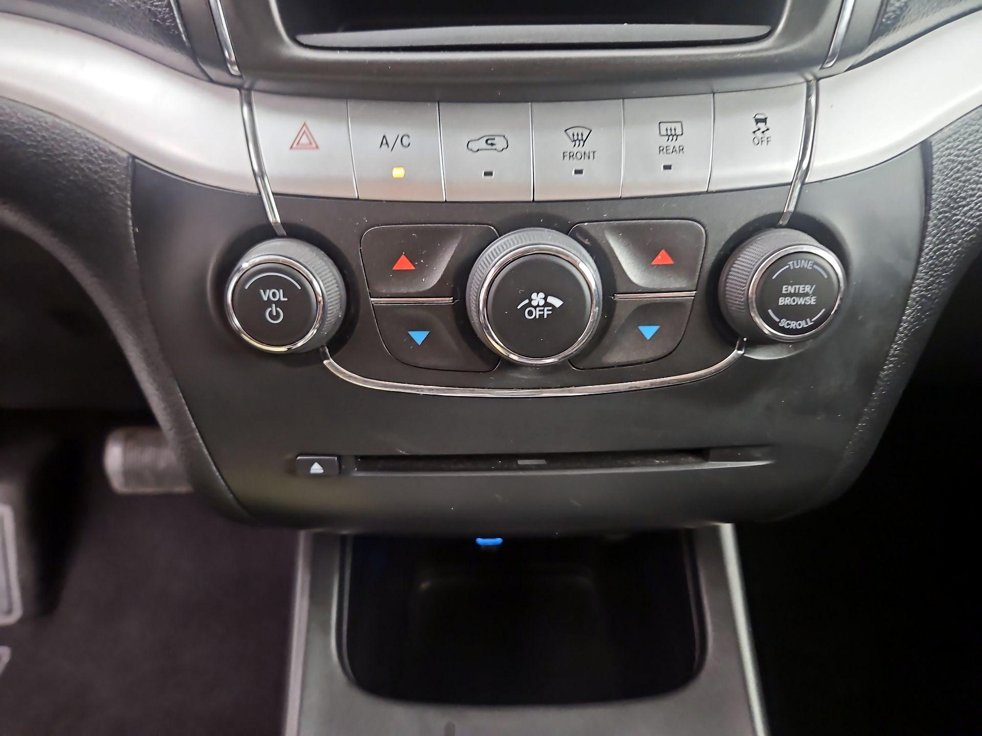 Thumbnail: 2020 Dodge Journey - 14