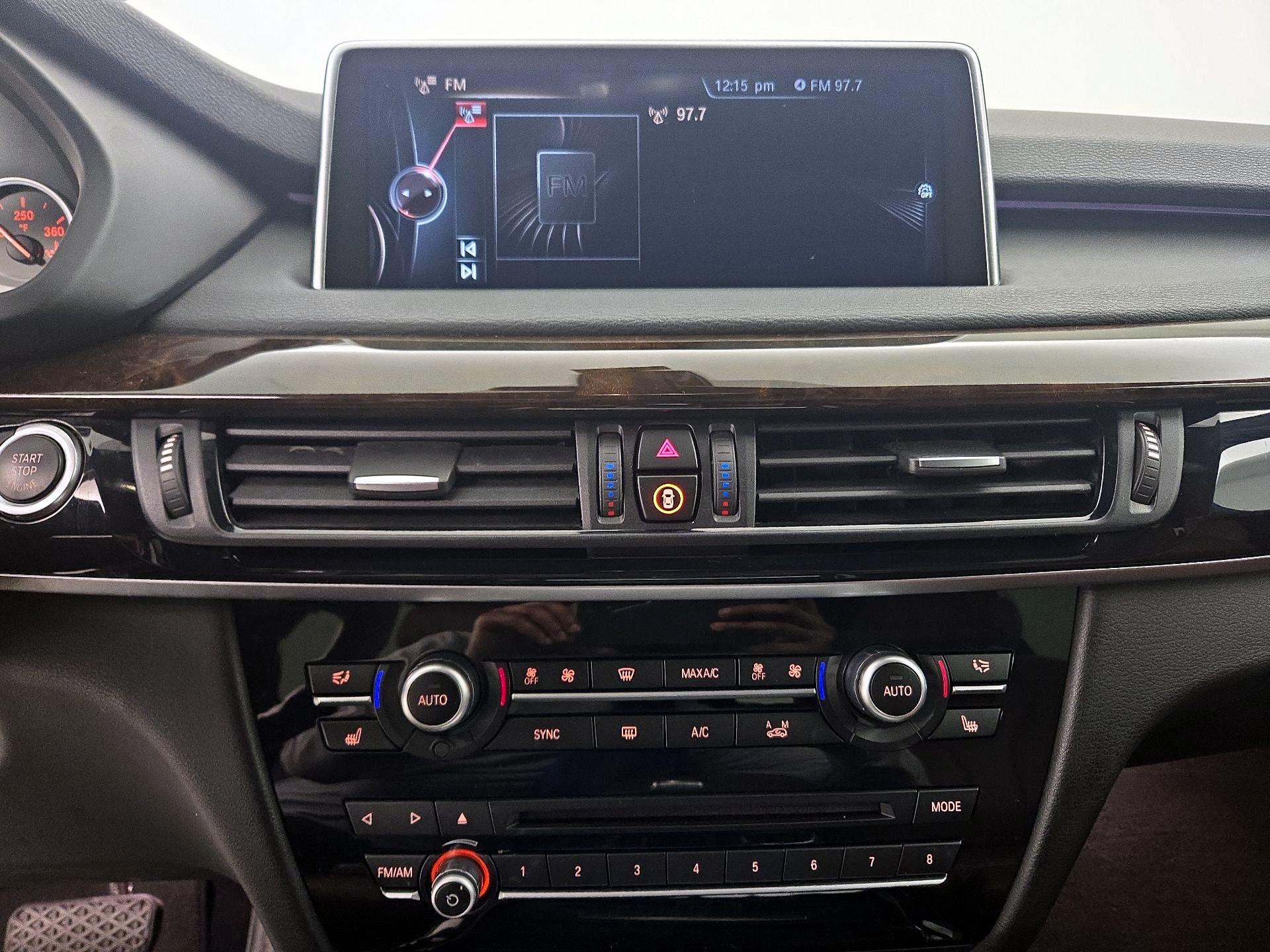 Thumbnail: 2015 BMW X5 - 16