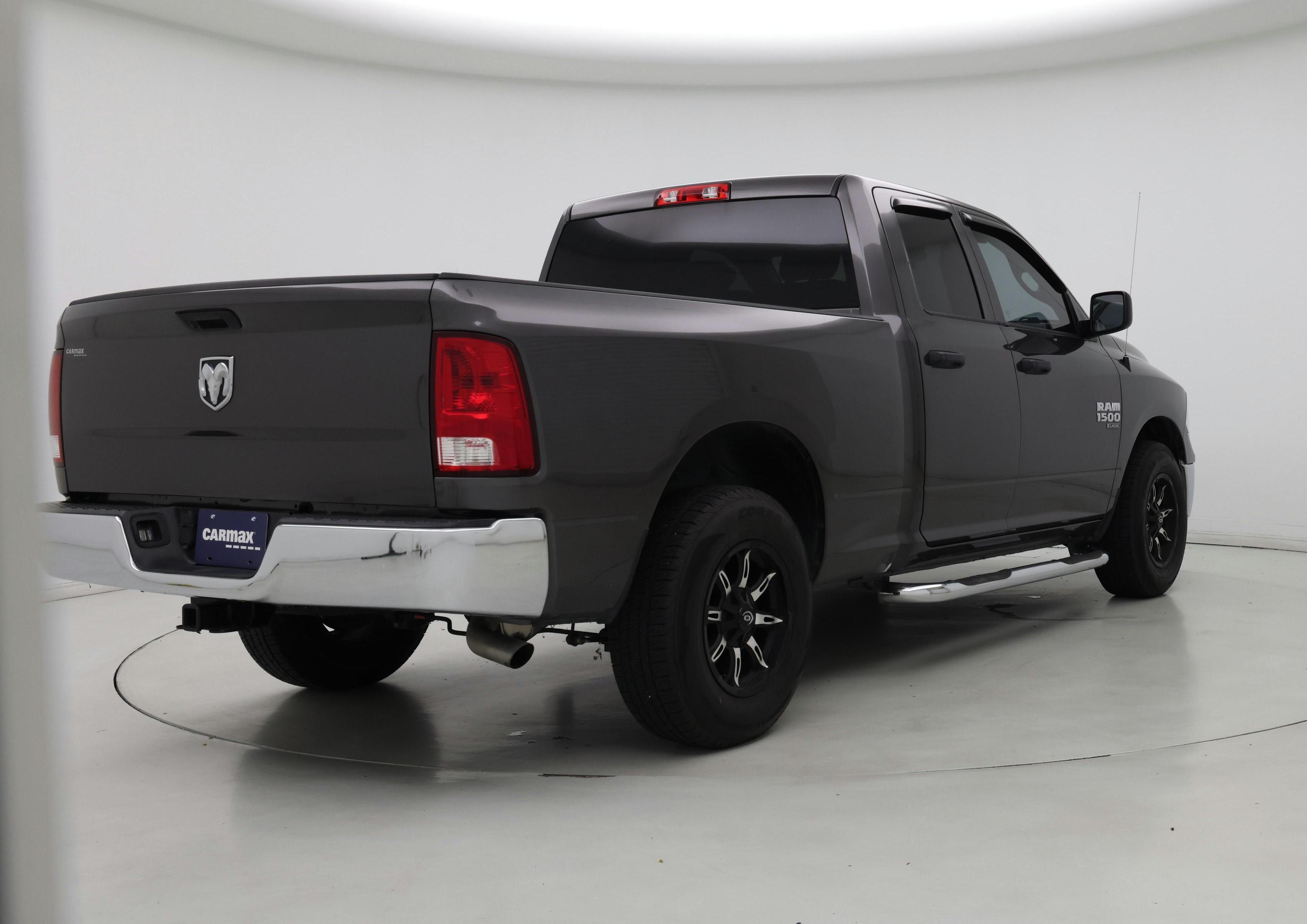 Thumbnail: 2019 RAM 1500 Classic - 8