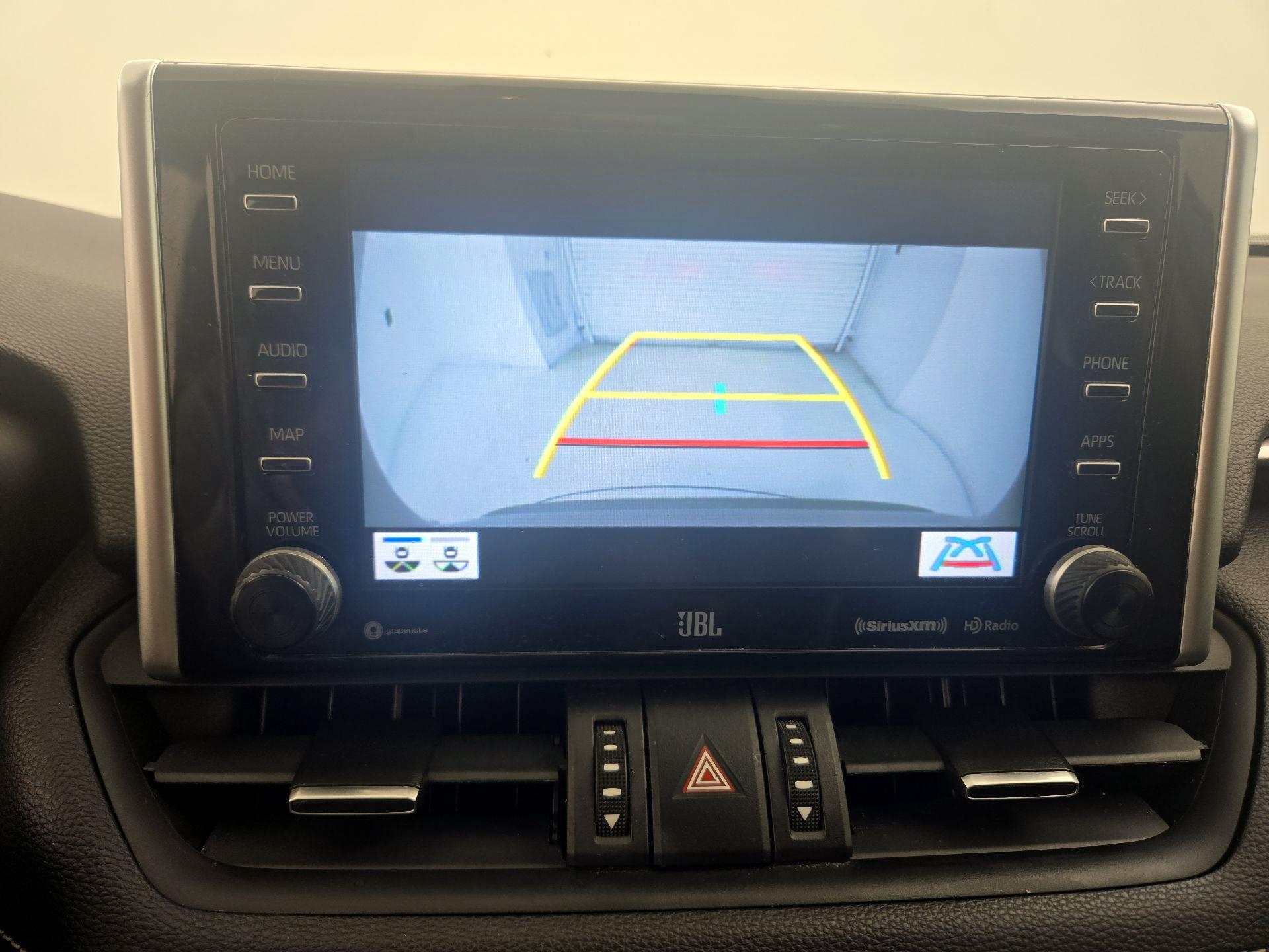 Thumbnail: 2021 Toyota RAV4 - 15
