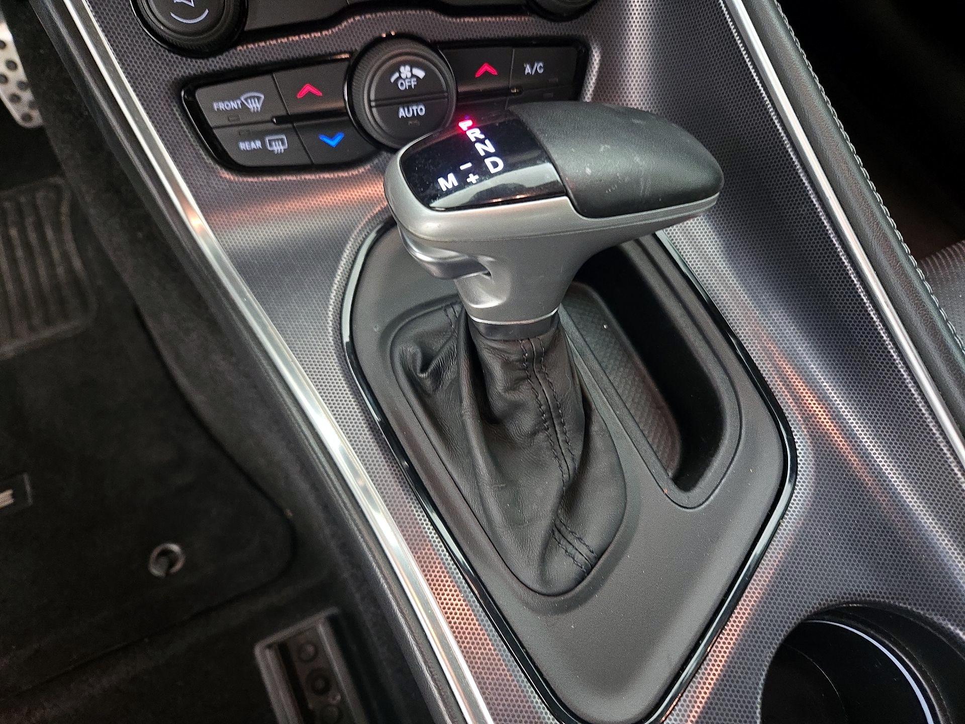 Thumbnail: 2015 Dodge Challenger - 18