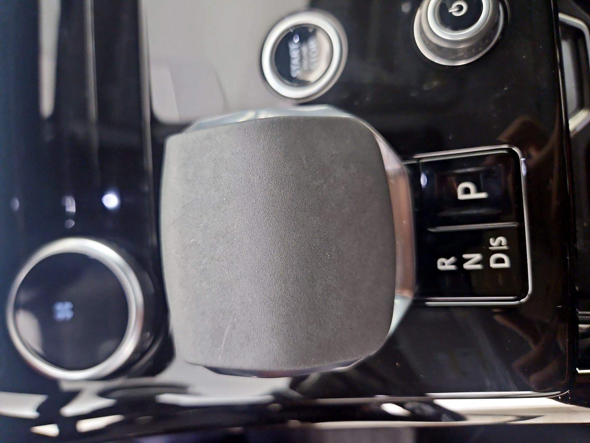 Thumbnail: 2023 Land Rover Range Rover Sport - 17