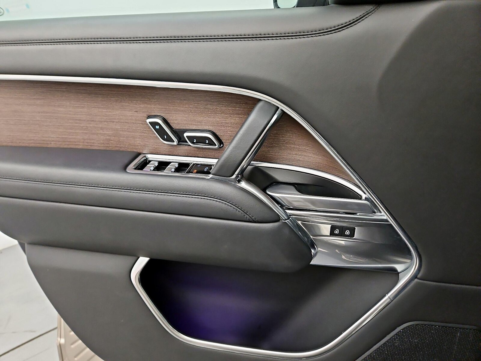2023 Land Rover Range Rover Autobiography - Photo 13